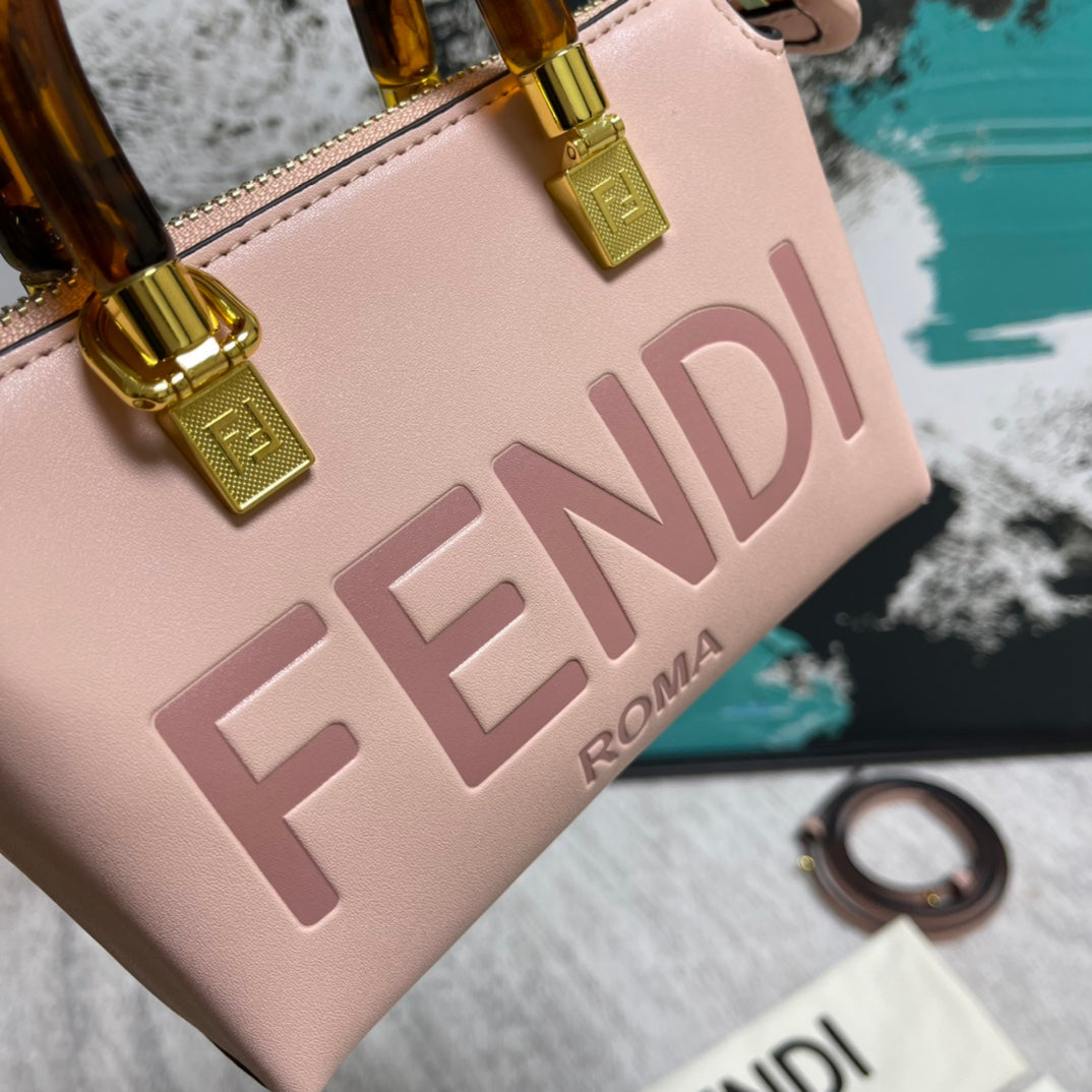 EN - New 1:1 rep Lux Bags FEI 264