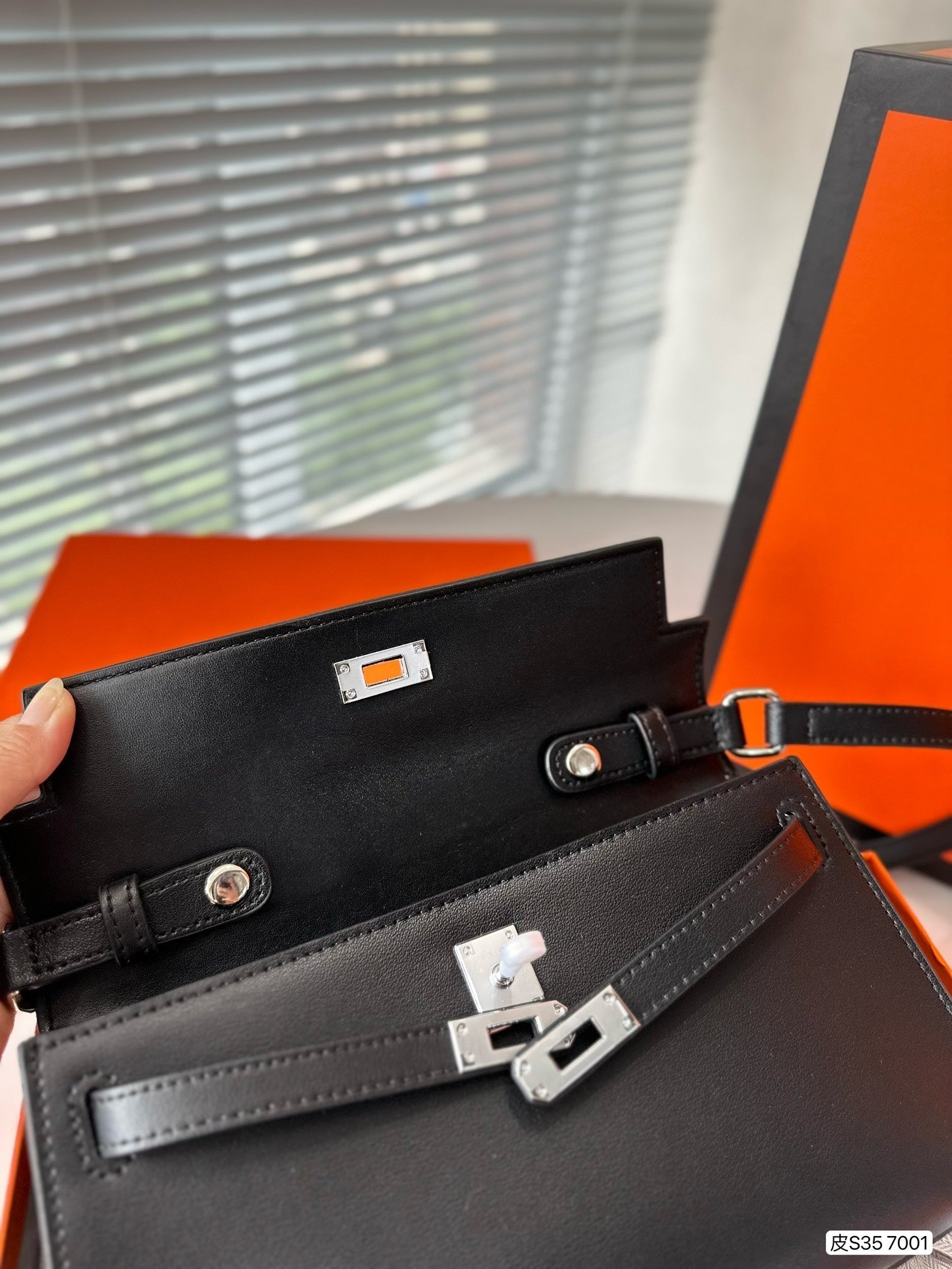 EN - New 1:1 rep  Bags HM 148