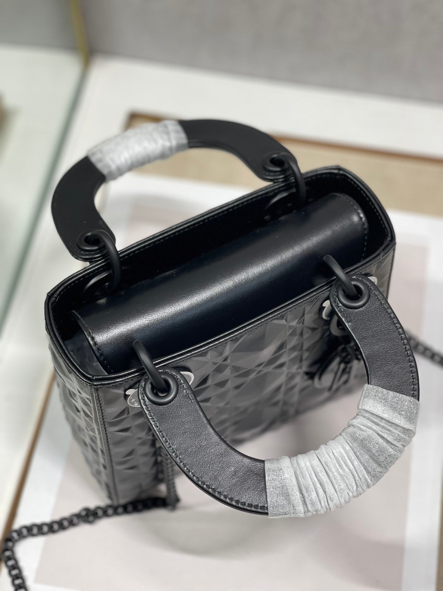 Top Quality Mini Lady Bag Cannage with Beaded Motif, Black, For Women Womens Handbags, Crossbody Bags, 17cm CD M0505SNEA_M900