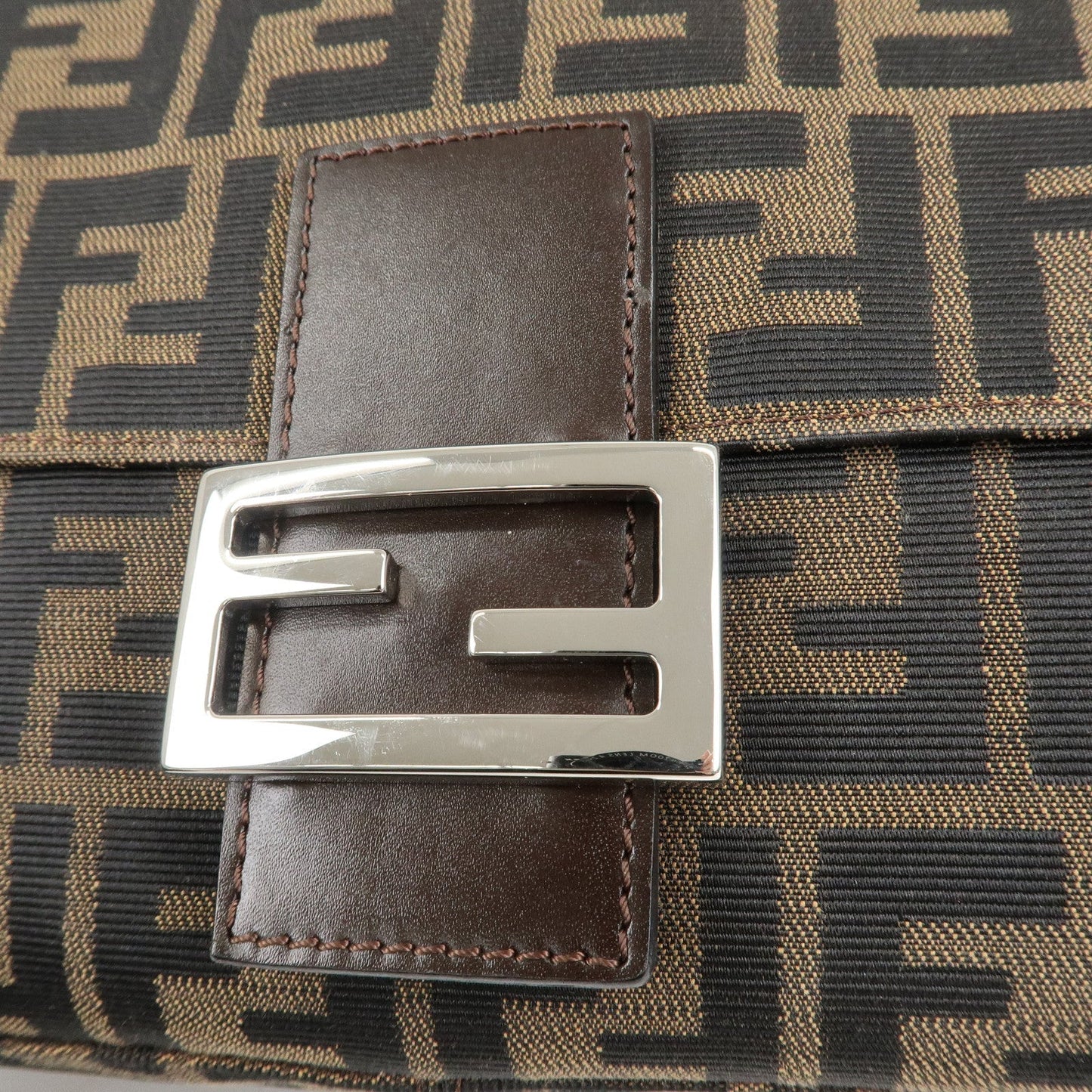 FENDI Mamma Baguette Zucca Canvas Leather Shoulder Bag 26325  d