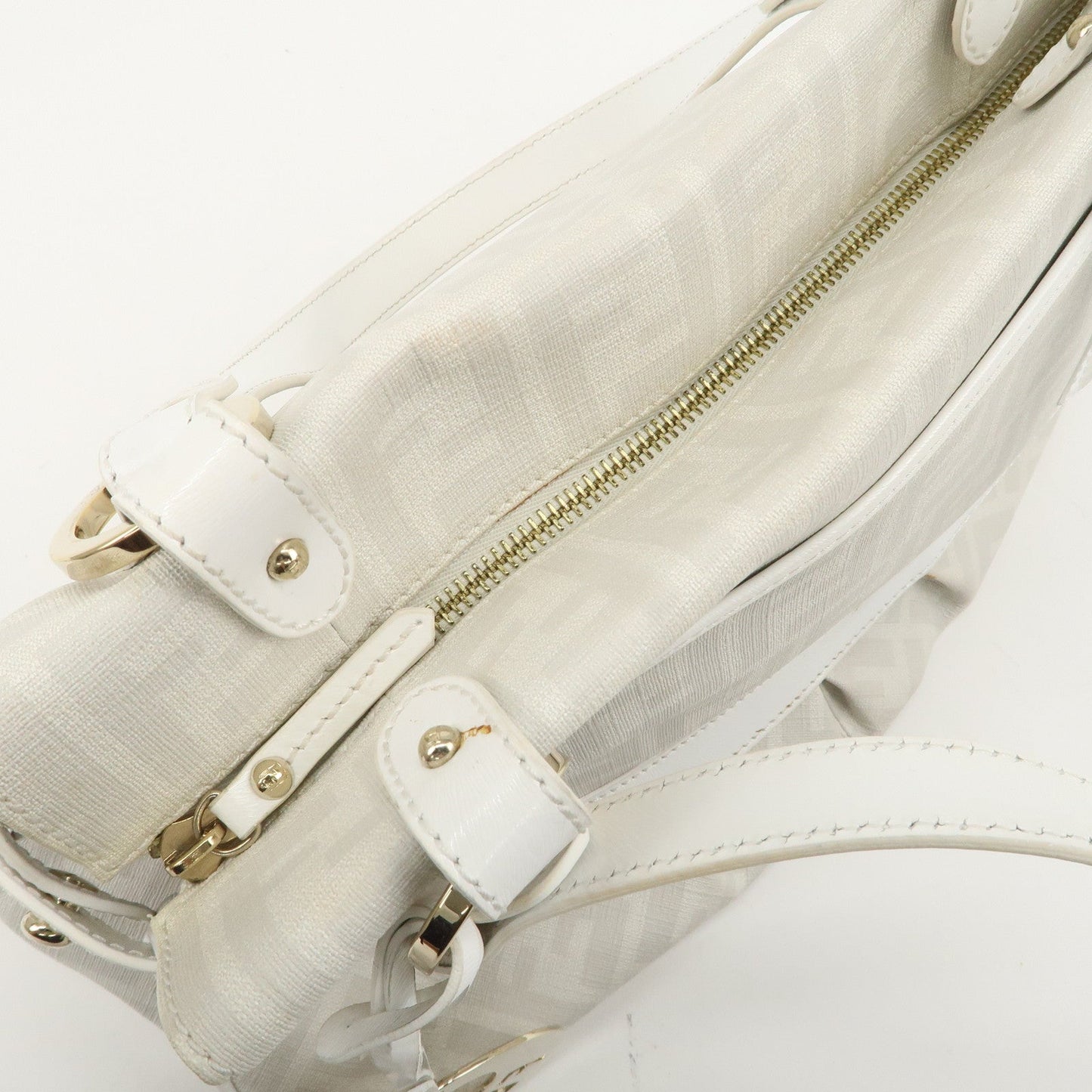 FENDI Zucca PVC Leather Shoulder Bag White Gold Hardware 8BR628  d