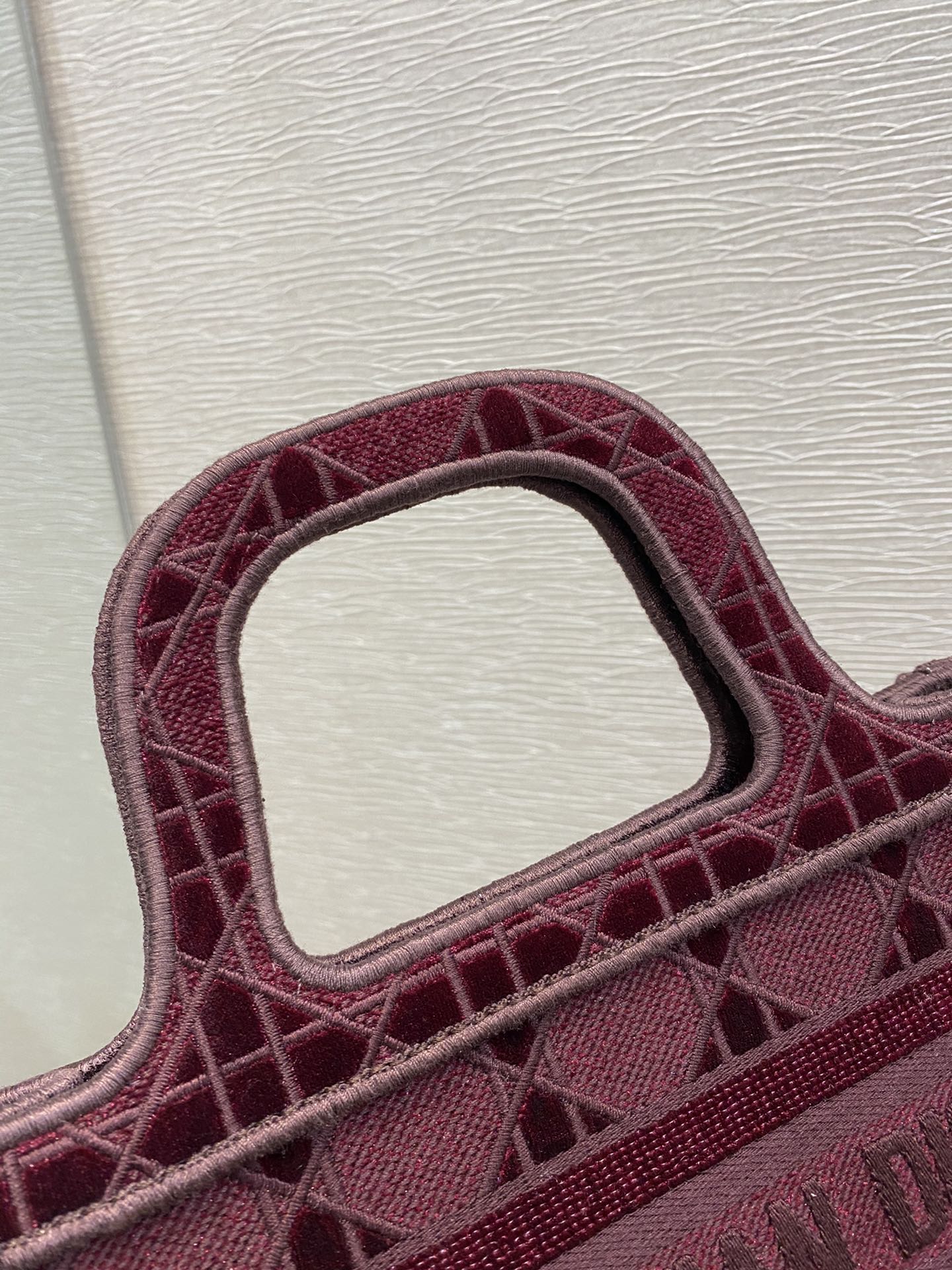 Top Quality Mini Book Tote Red Embroidery Red For Women Women’s Handbag 9in/23cm CD