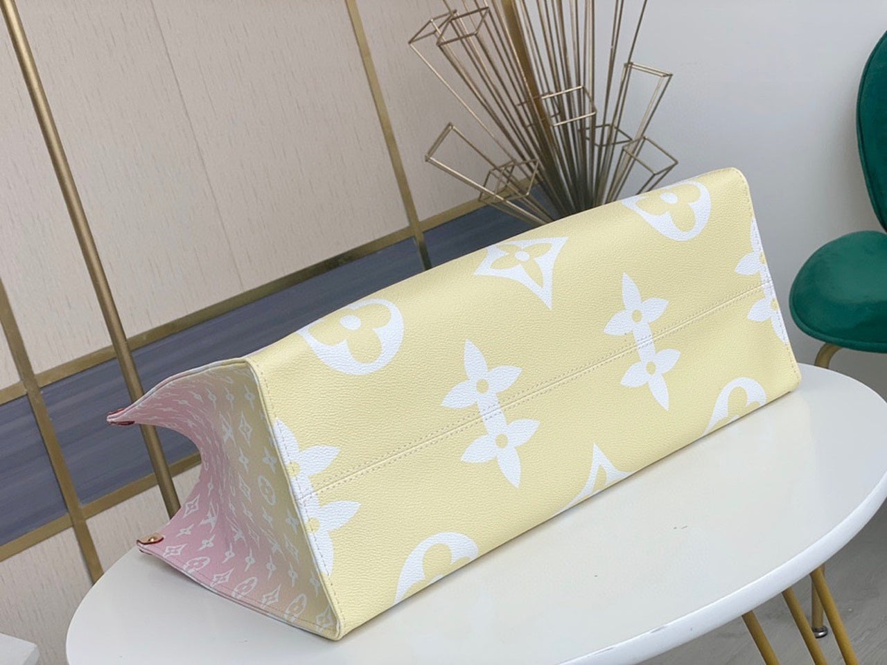 Top Quality OnTheGo GM Monogram Giant Canvas Light Pink For Women,  Tote Bags 16.1in/41cm Top Quality M57641