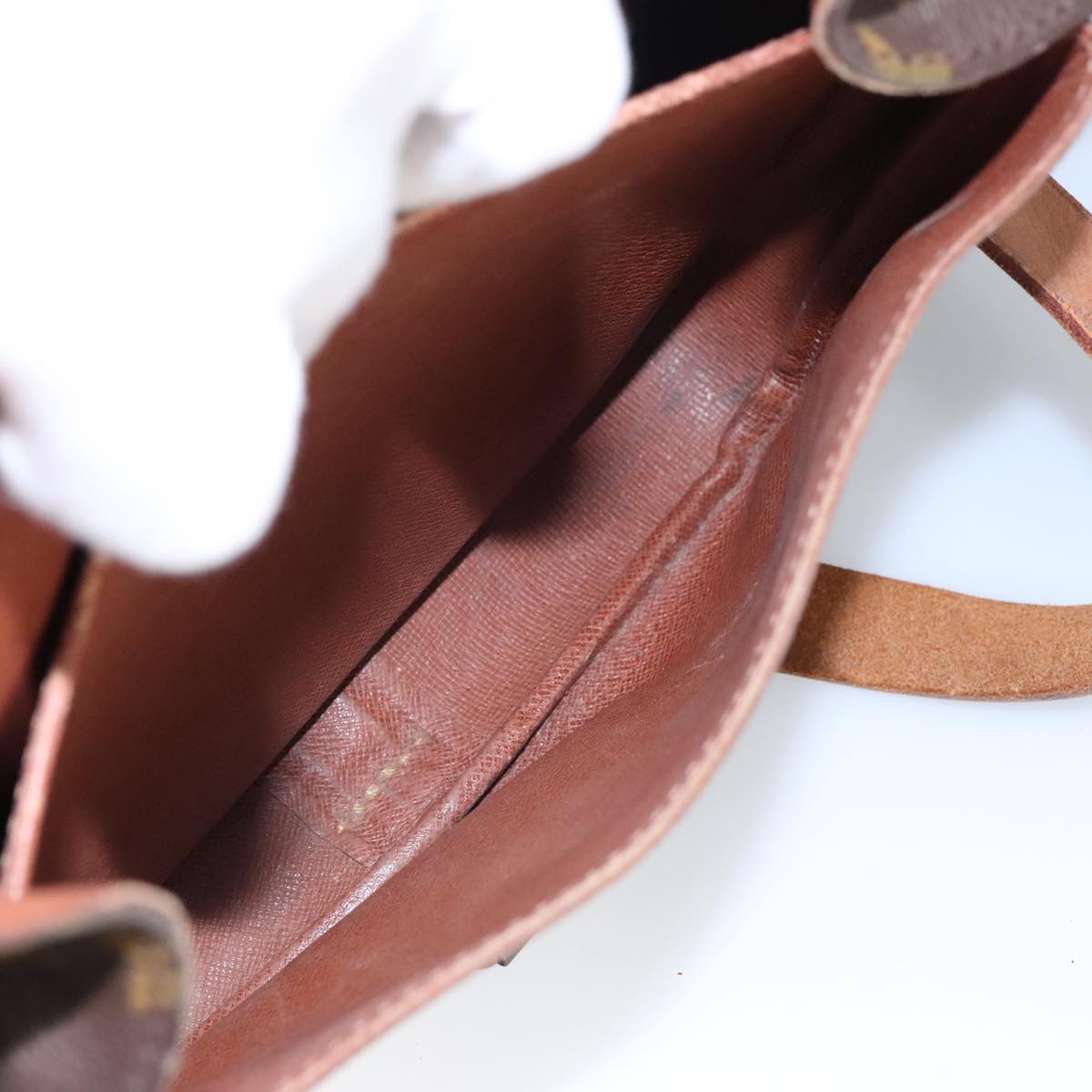 Louis Vuitton Cartouchière