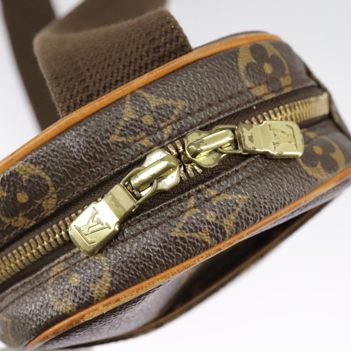 Louis Vuitton Gange