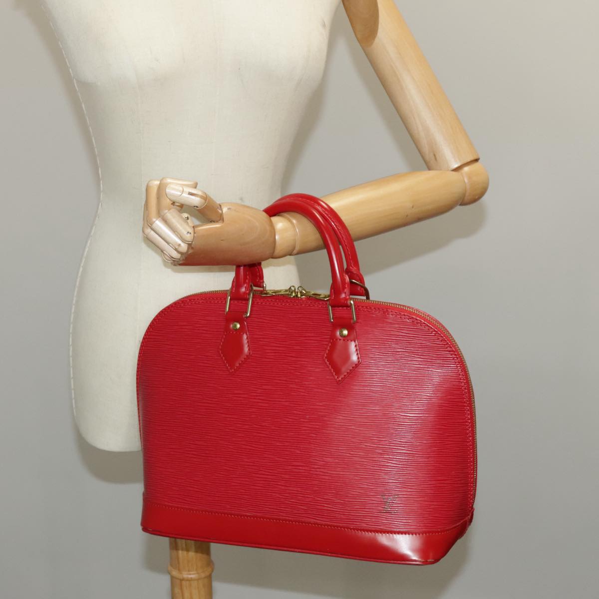 Louis Vuitton Alma