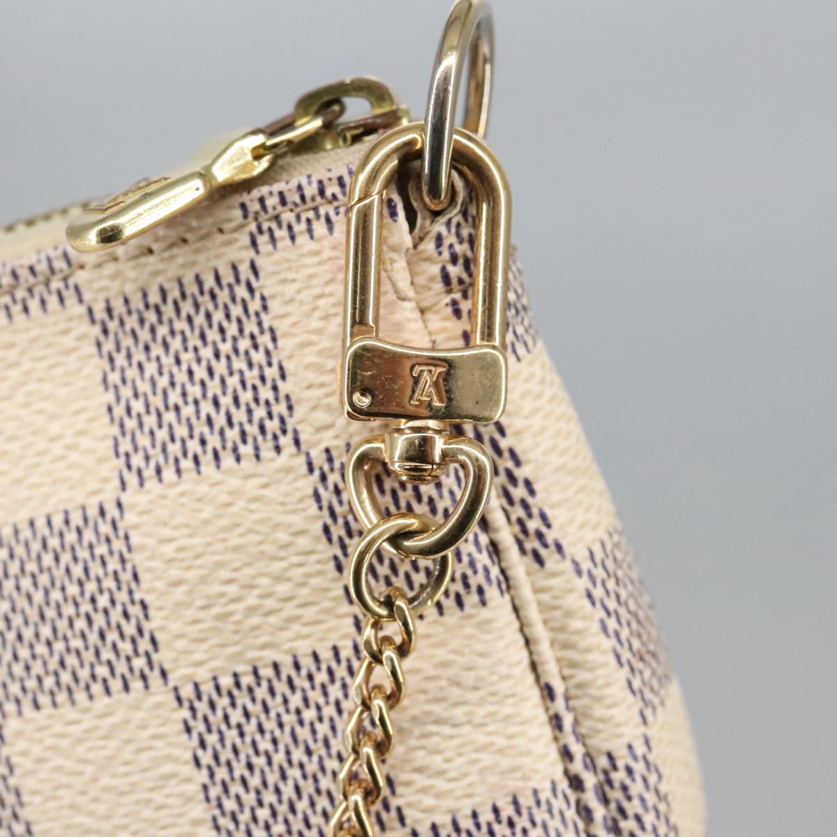 Louis Vuitton Pochette Accessoire
