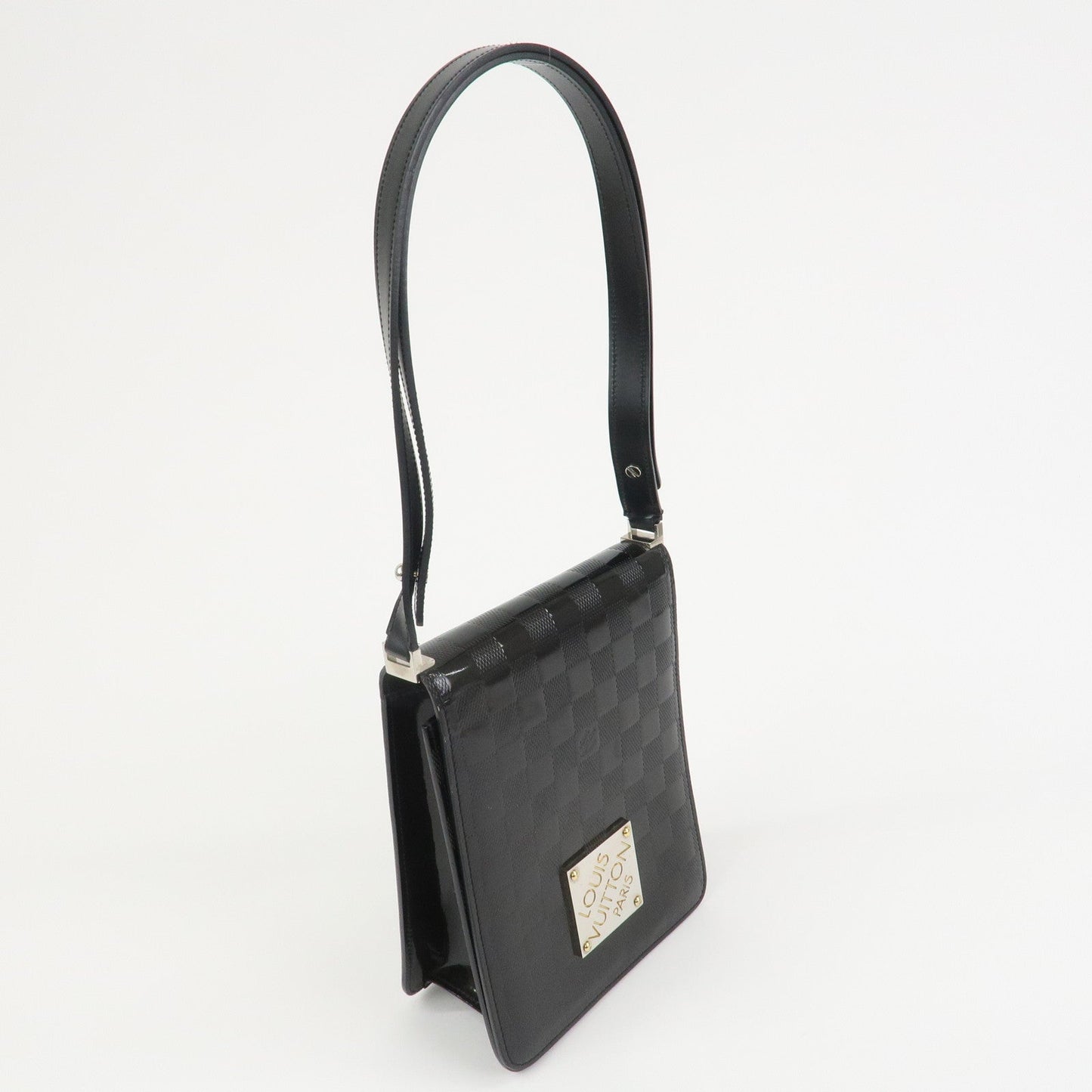 Louis Vuitton Damier Vernis Club Shoulder Bag Noir M92127