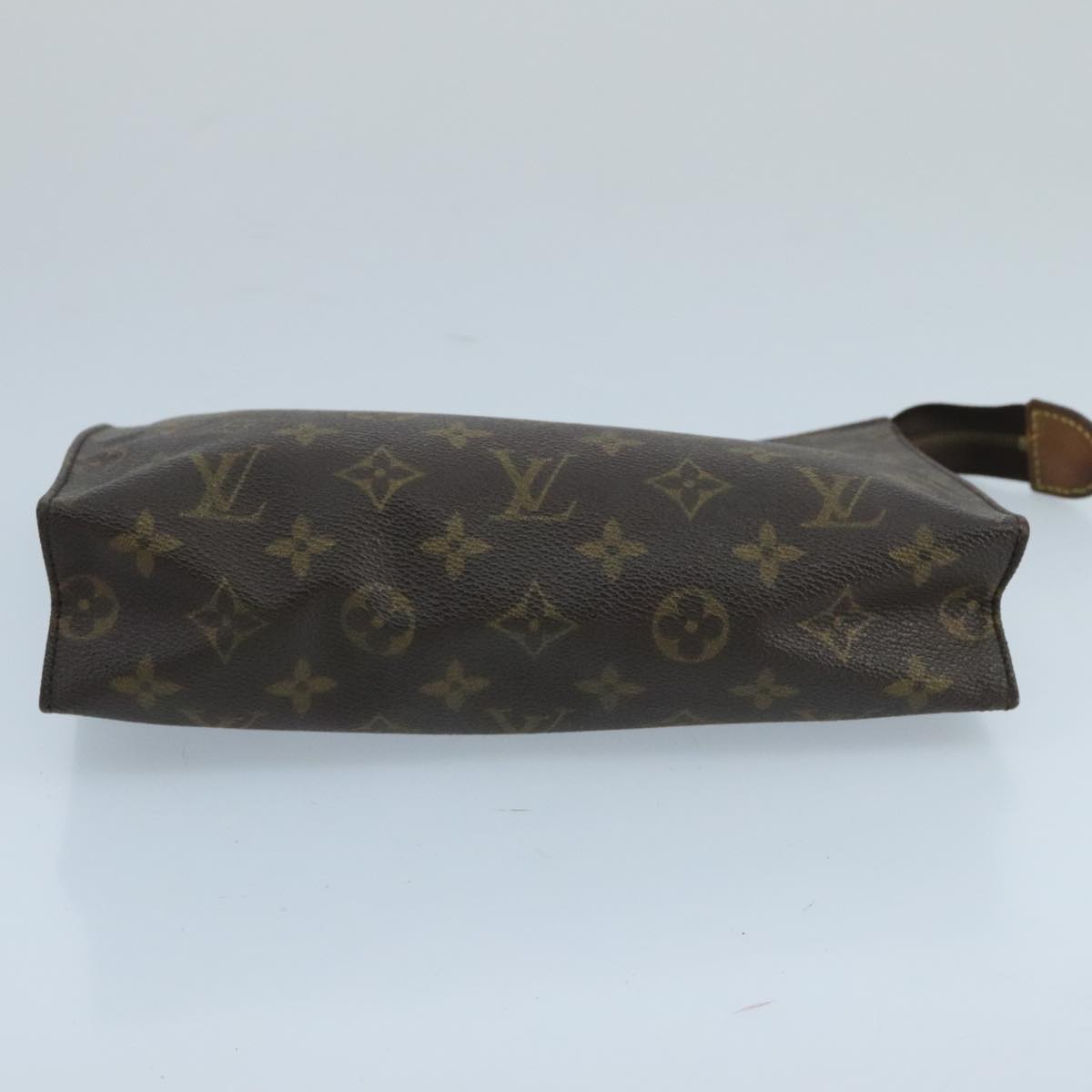 Louis Vuitton Poche Toilette