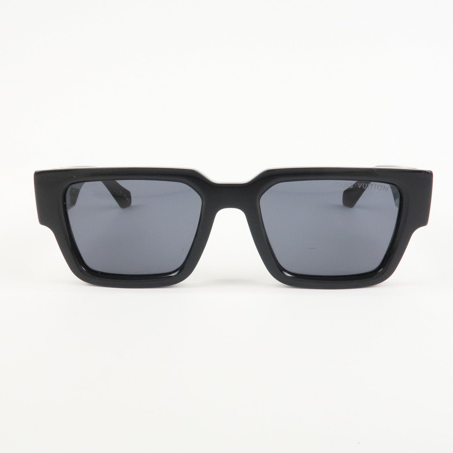 Louis Vuitton LV Sleek Square Plastic Sunglasses Black Z2178E