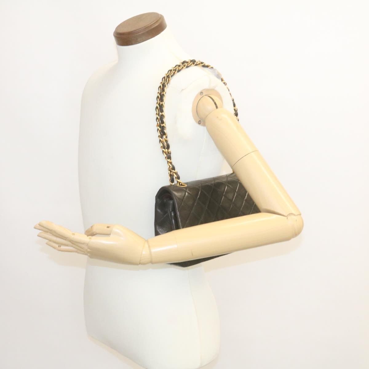 CHANEL  Shoulder Bag