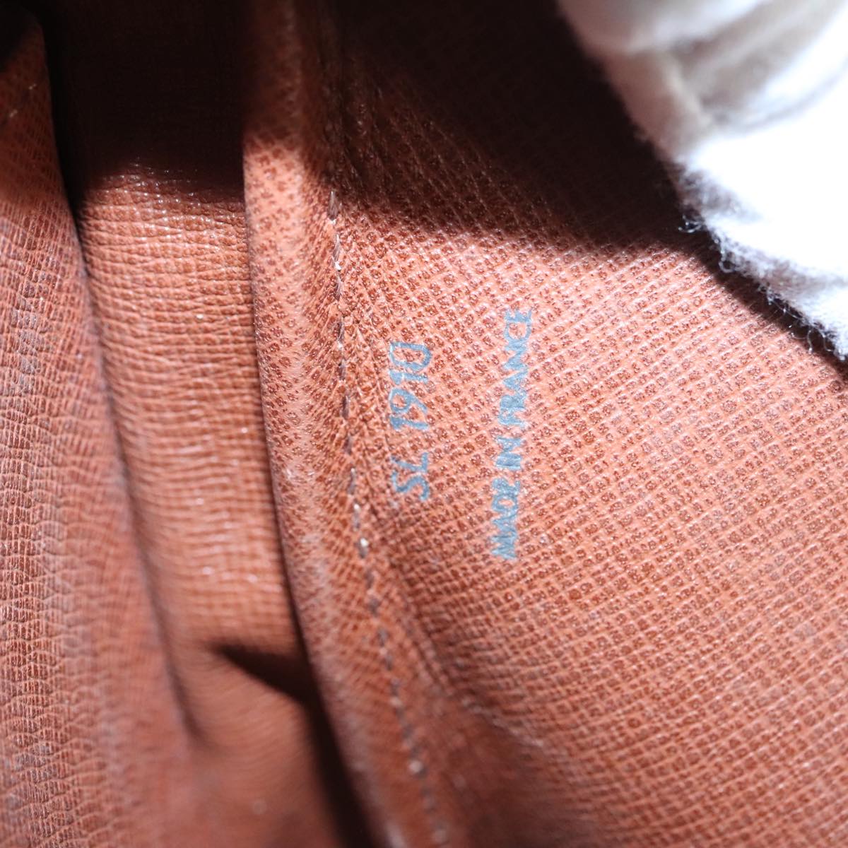 Louis Vuitton Cartouchière