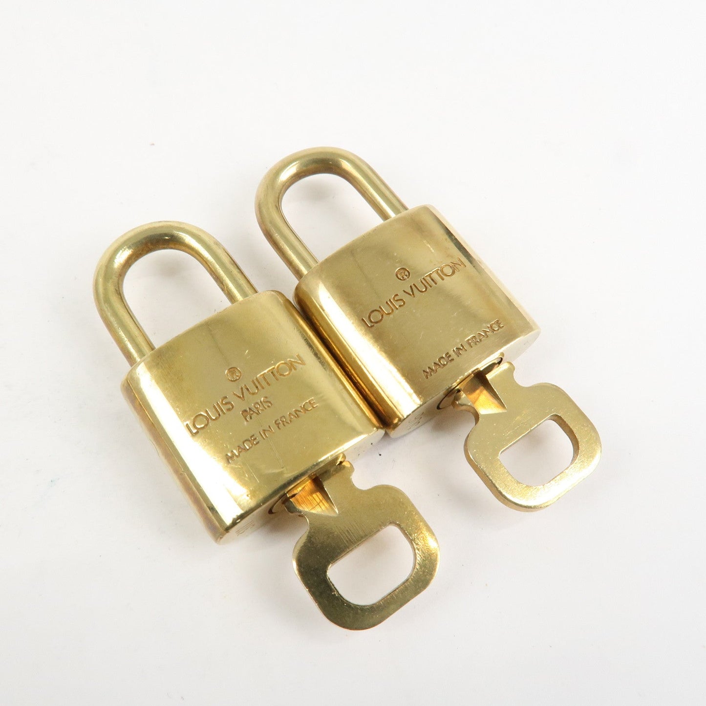 Louis Vuitton Set of 10 Lock & Key Cadena Key Lock Metal Gold  d