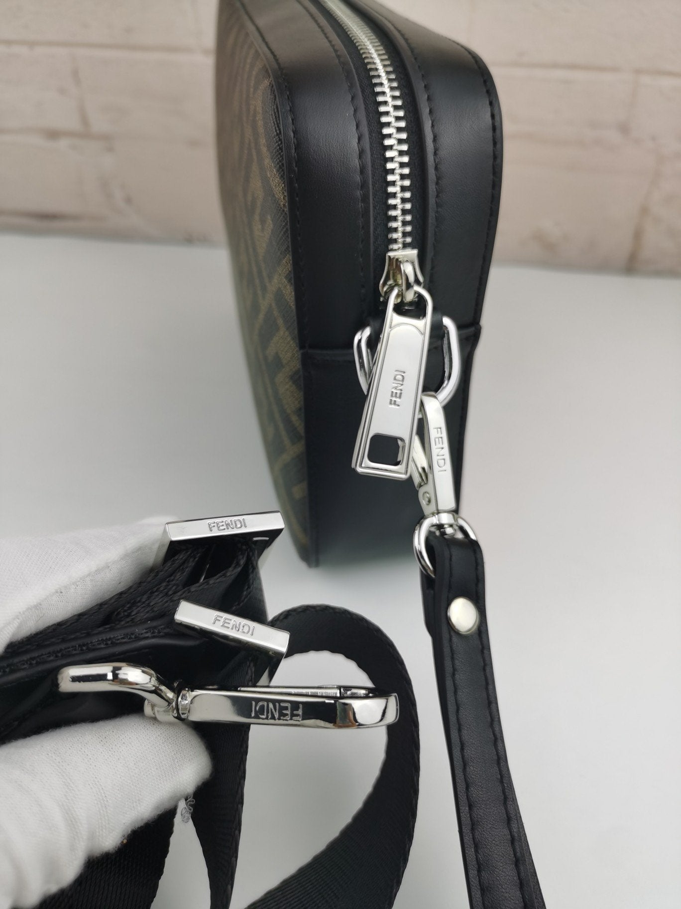 EN - New 1:1 rep  Bags FEI 174
