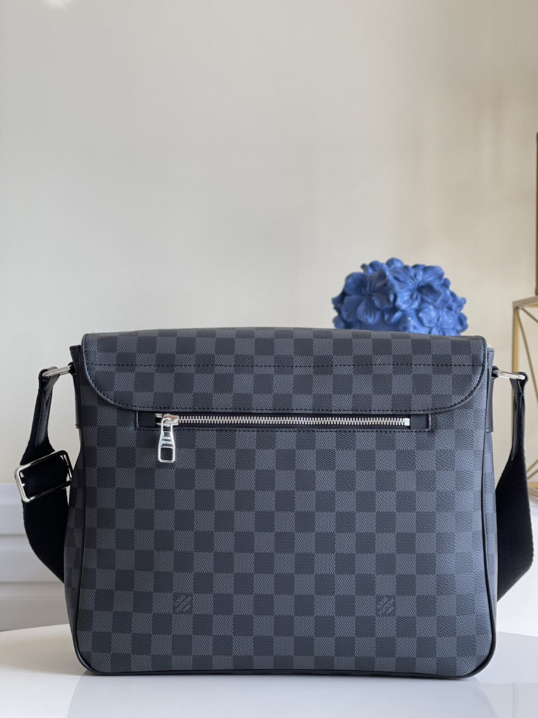 Top Quality Christopher Messenger Bag Damier Graphite Canvas For Men, Bags, Shoulder And Crossbody Bags 13in/33cm Top Quality N41500