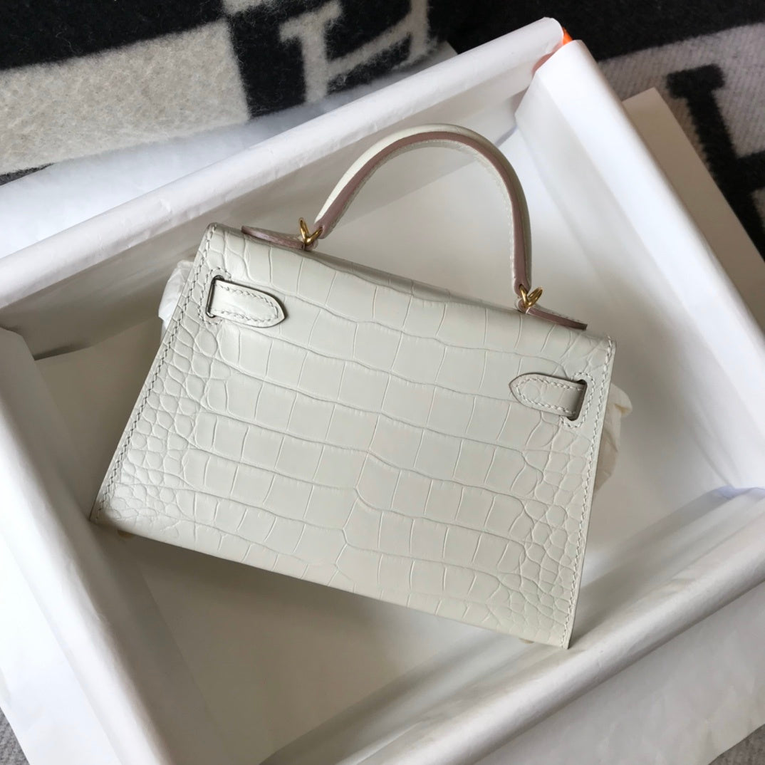 Top Quality Kelly White For Women Gold Toned Hardware 7.8in/20cm