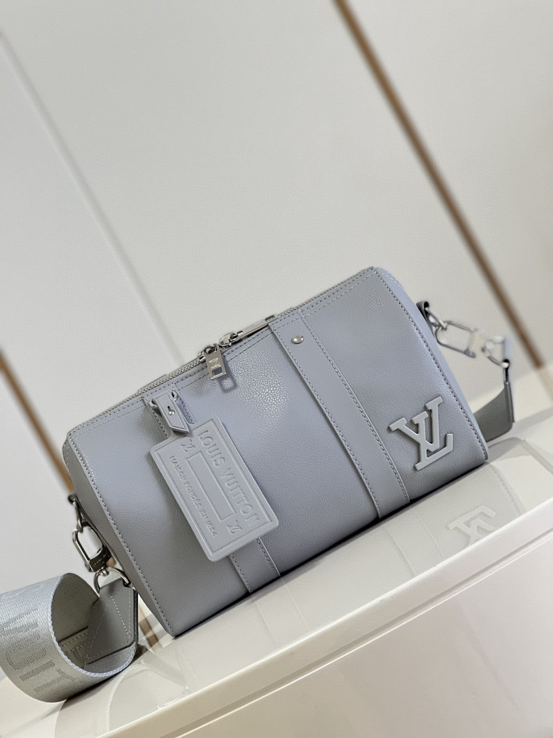 Top Quality City Keepall Grey Aerogram For Women, WoBags, Crossbody Bags 10.6in/27cm Top Quality M59328