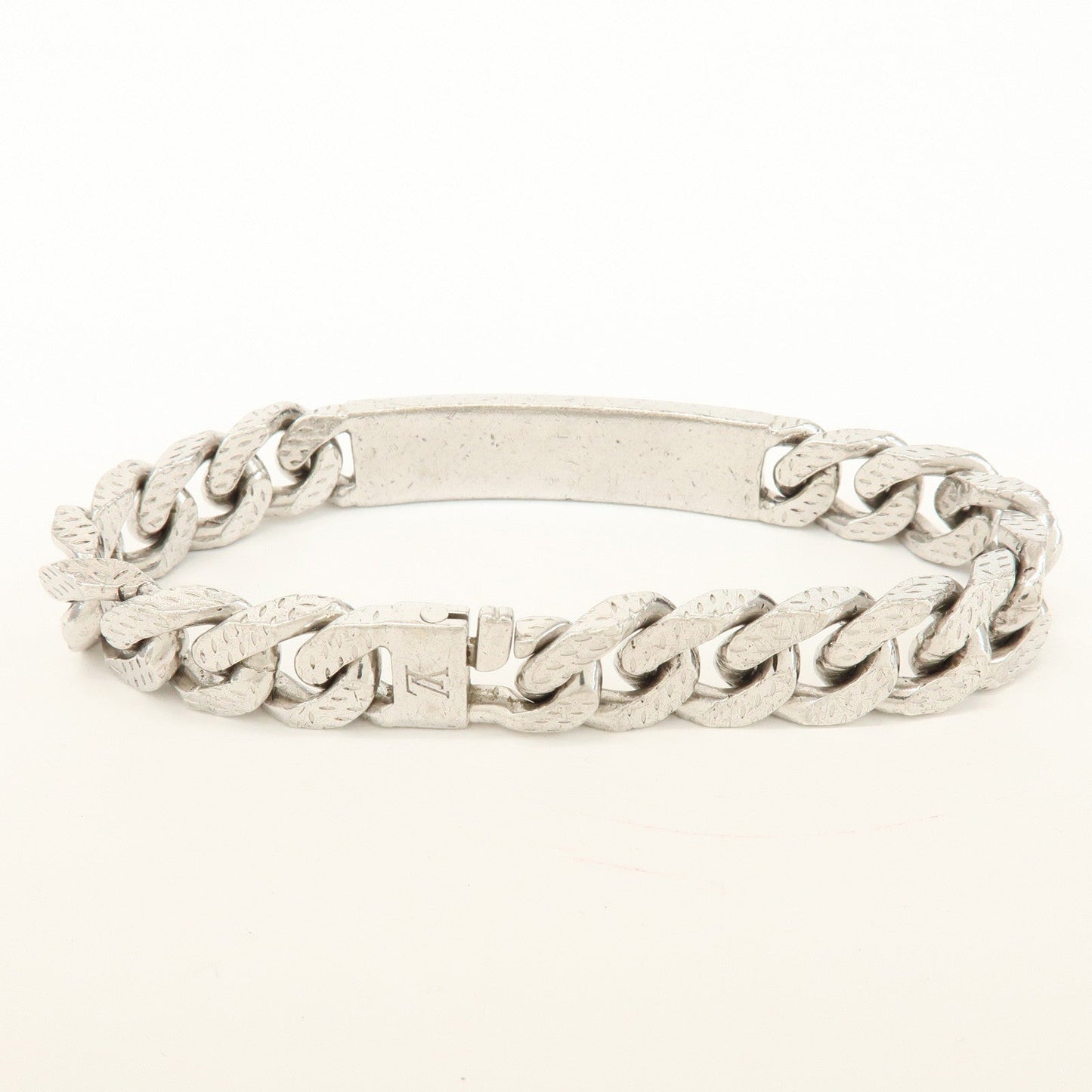 Louis Vuitton Metal Bracelet Montaigne Silver M66119