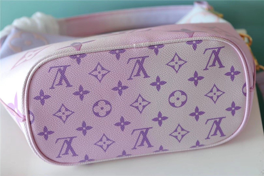 Top Quality MarsTop Qualityallow PM Hobo Bag In Monogram Canvas For Women 24cm/9.4 Inches Sunrise Pastel Top Quality M46080
