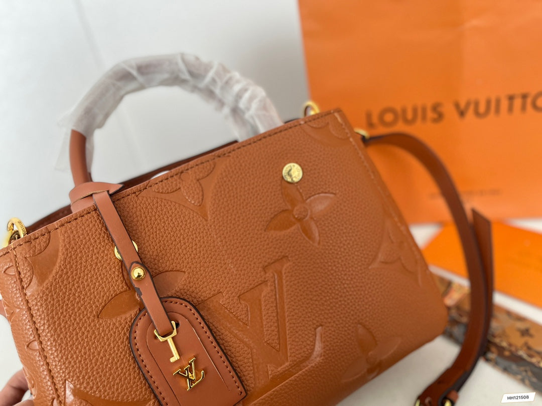 EN - New 1:1 rep Lux Bags LUV 527