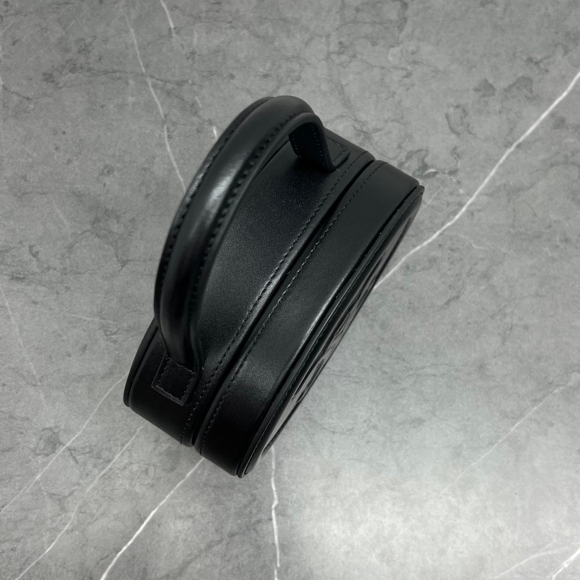 Top Quality Oval Minaudiere Cuir Triomphe Black For Women 6in/11.5cmÂ 