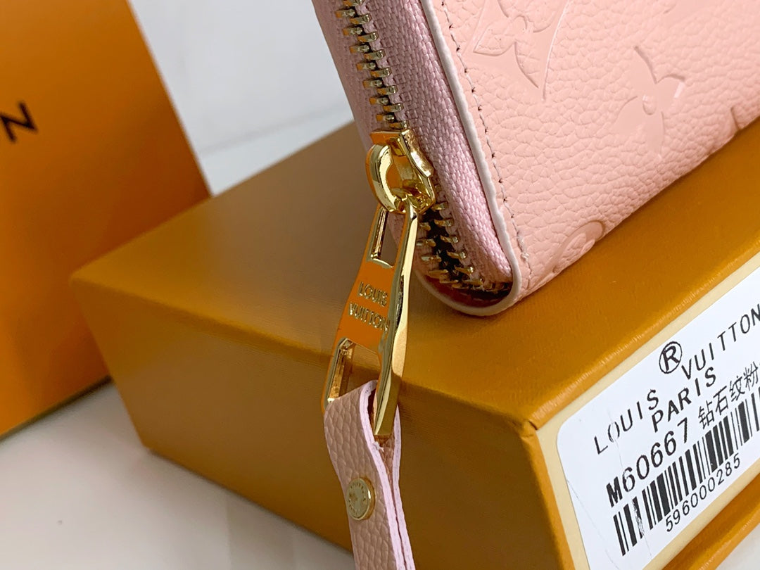 EN - New 1:1 rep  Wallet LUV 125