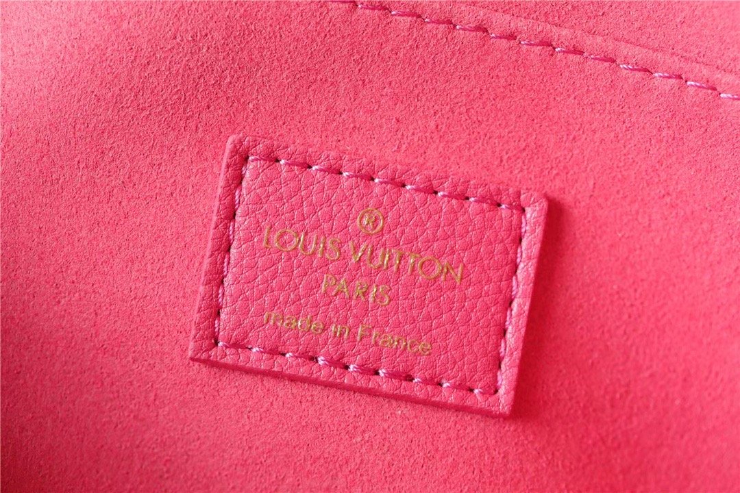 Top Quality Mini Dauphine Monogram Fluo Pink For Women,  Shoulder And Crossbody Bags 7.9in/20cm Top Quality M20747