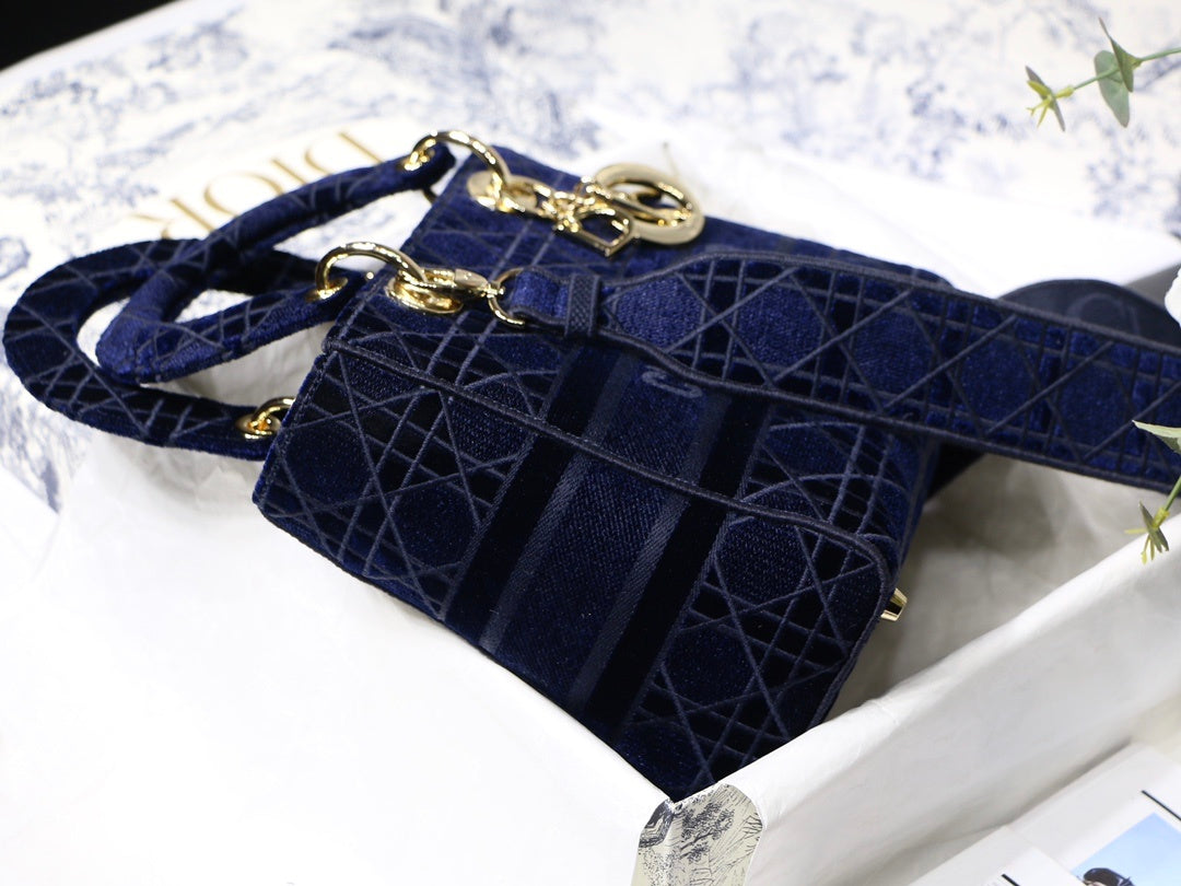 Top Quality MeTop Qualityum Lady D-Lite Bag Blue For Women 9.5in/24cm CD M0565OROC