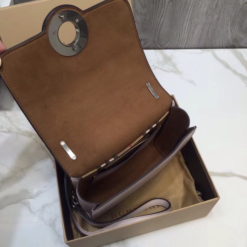 Top Quality Grommet Detail Crossbody Bag Dark Light PiNike For Women, Women’s Bags 7.1in/20cm