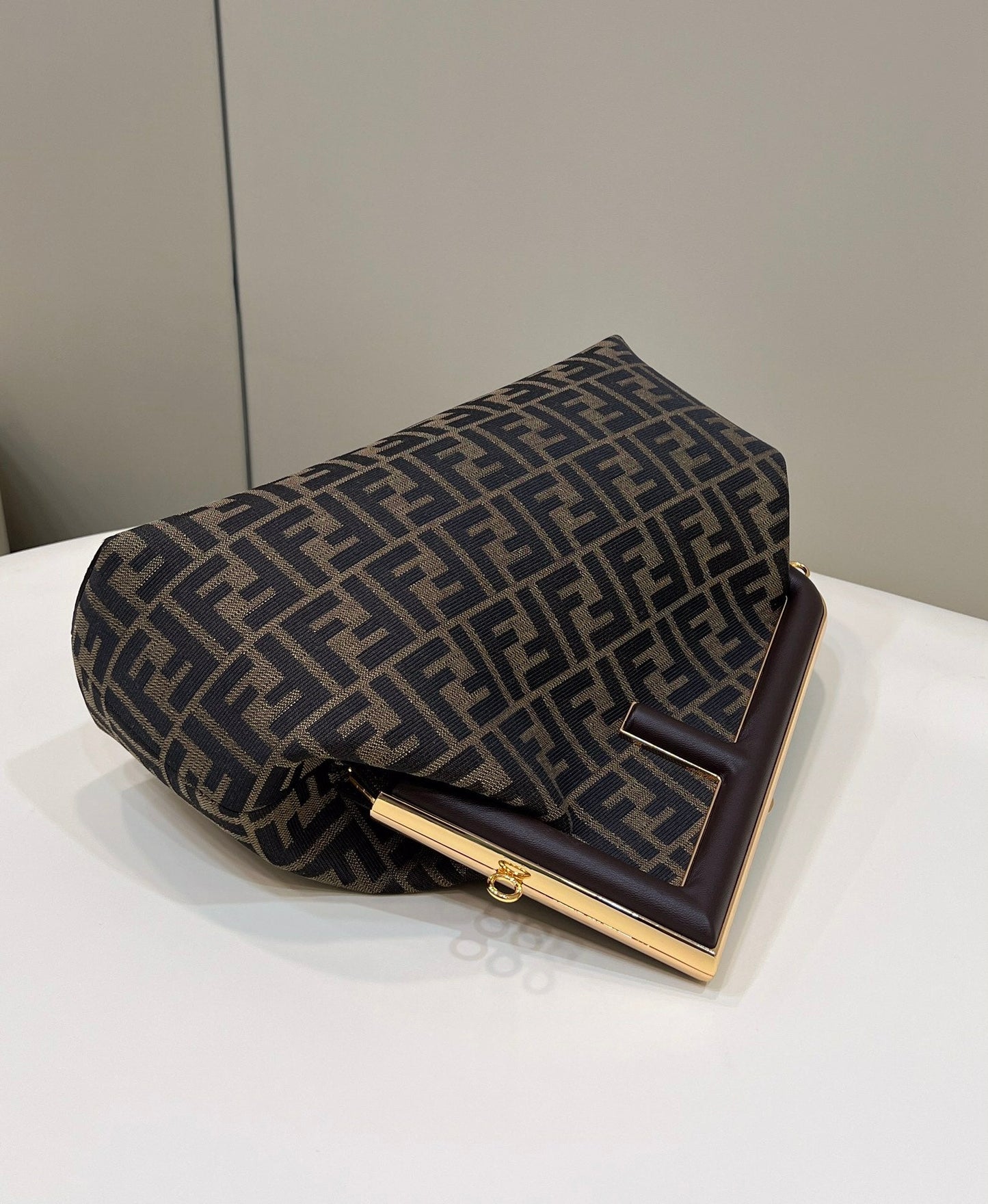 Top QualityTop Quality Top QualityTop Qualityrst Small Brown Canvas For Women, Women’s HandBags, Shoulder And Crossbody Bags 10in/26cm FF 8BP129