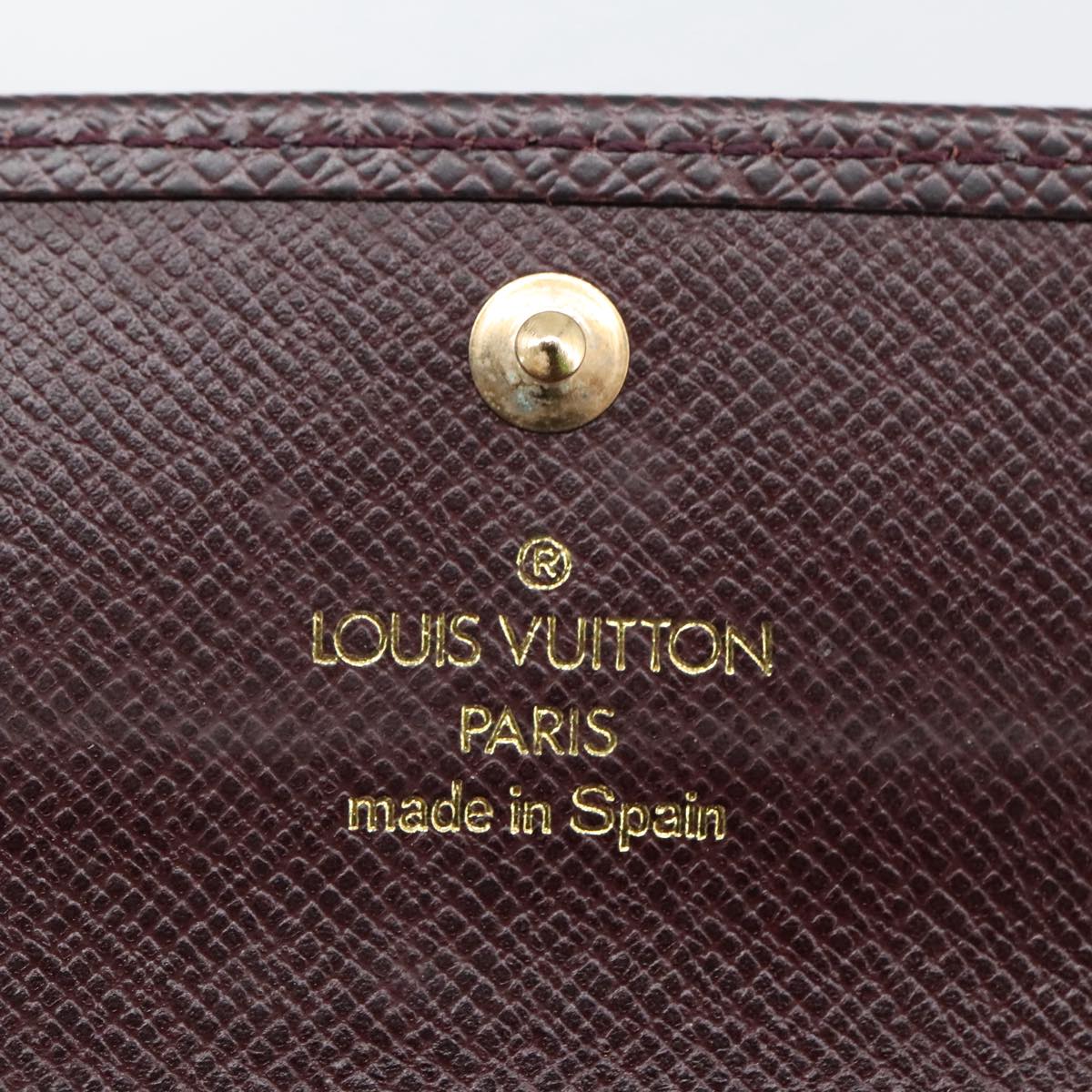 Louis Vuitton 6 key holder