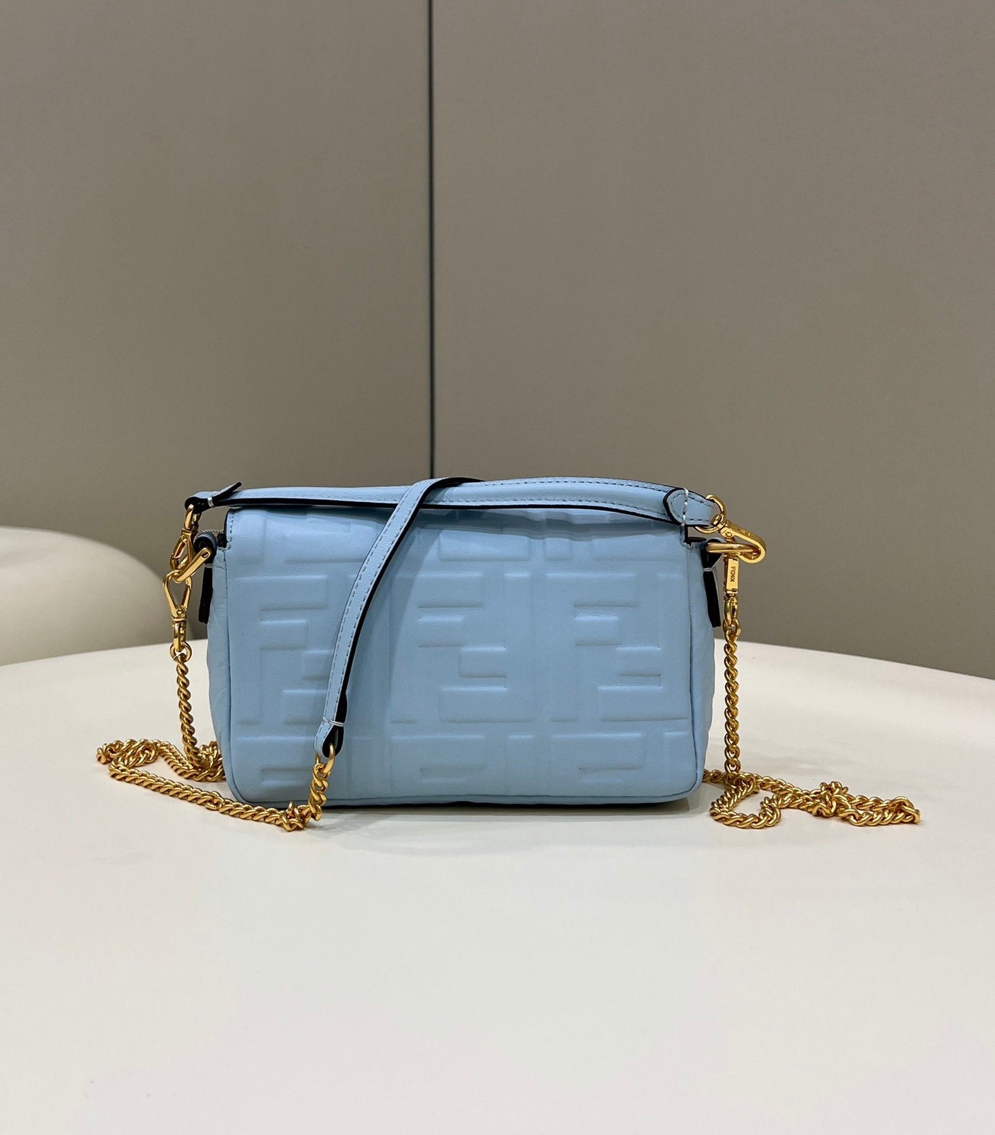 Top QualityTop Quality Baguette Blue For Women, Women’s Handbags, Shoulder And Crossbody Bags 7.5in/19cm FF 8BS017