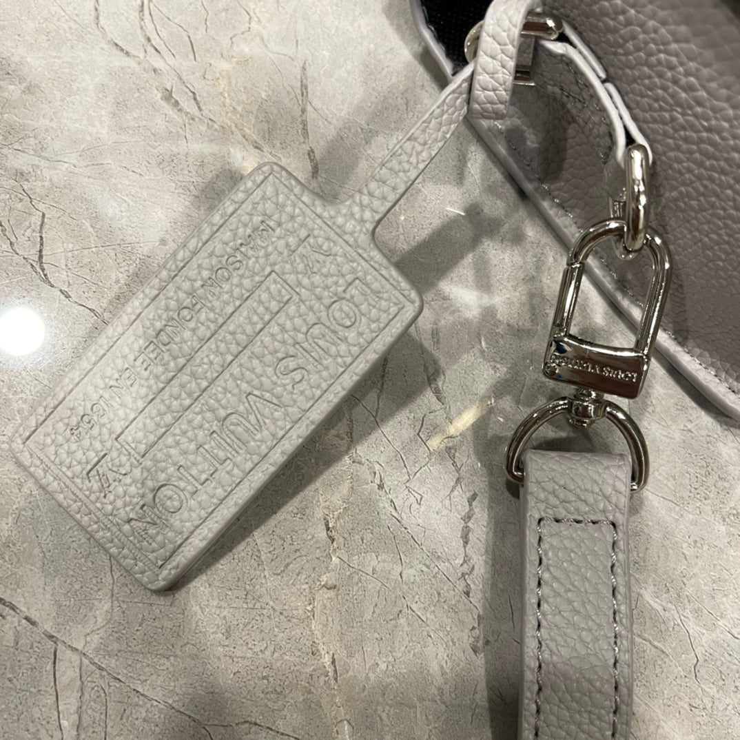 EN - Luxury Bags LUV 865