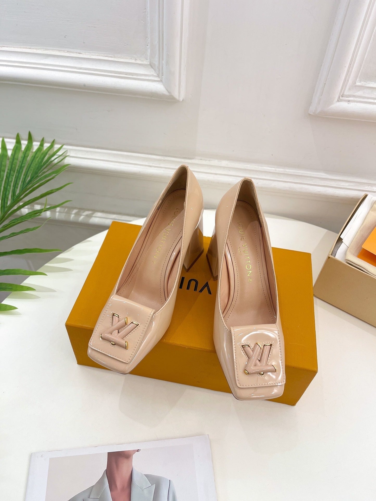 New 1:1 rep LUV High Heel Shoes 007