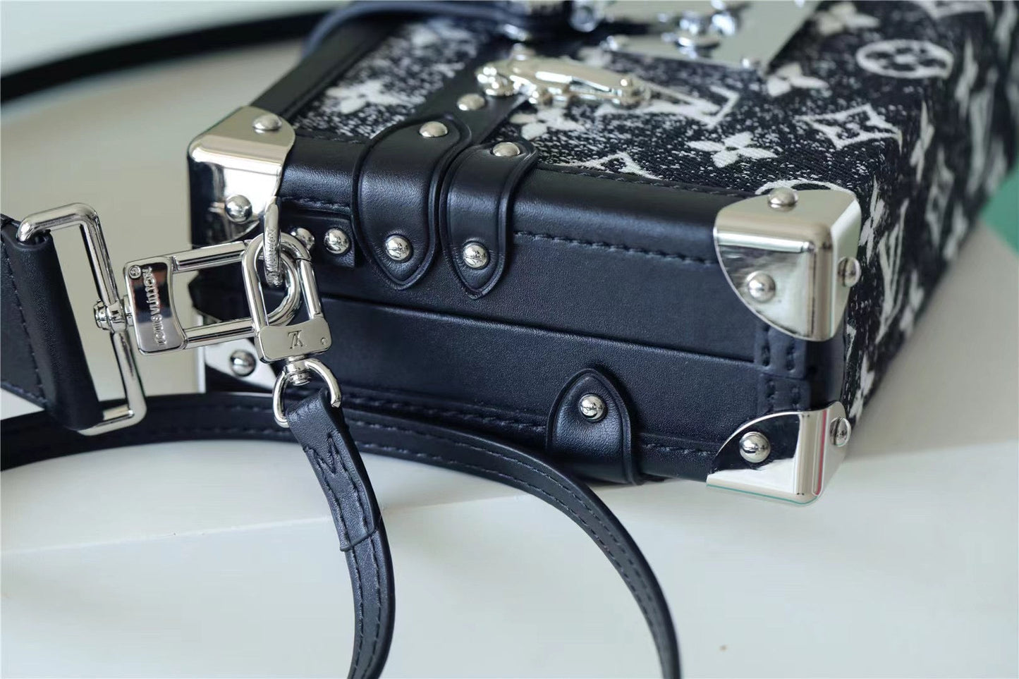 Top Quality Petite Malle Monogram Jacquard Denim Navy Blue For Women,  Shoulder And Crossbody Bags 7.9in/20cm Top Quality 