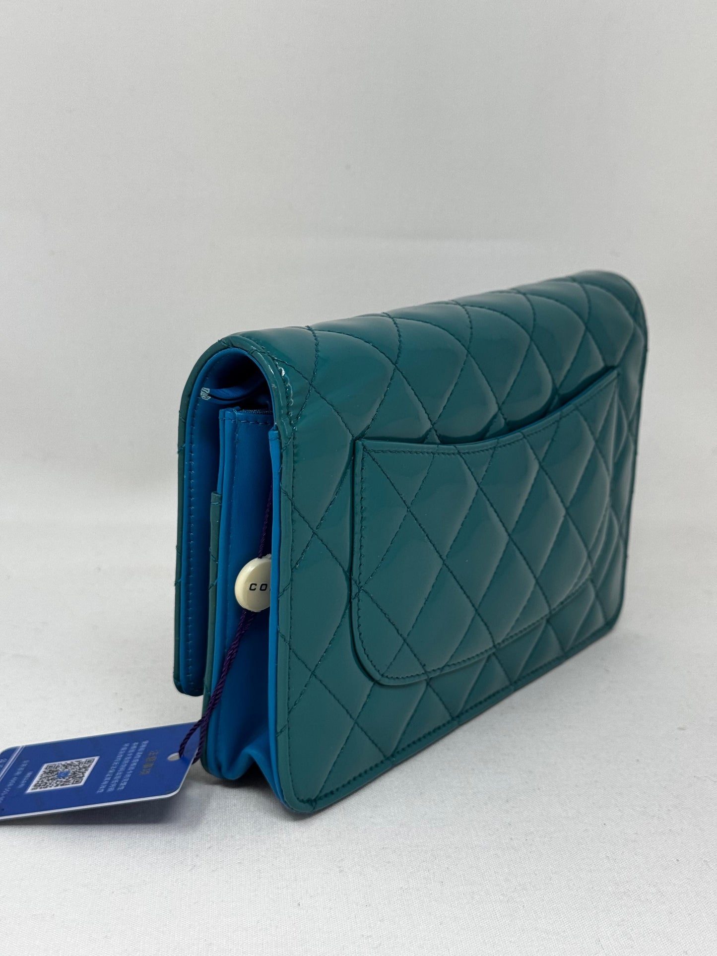 Chanel Quilted Patent Wallet On Chain - Blue Crossbody Bags, Handbags B20-92