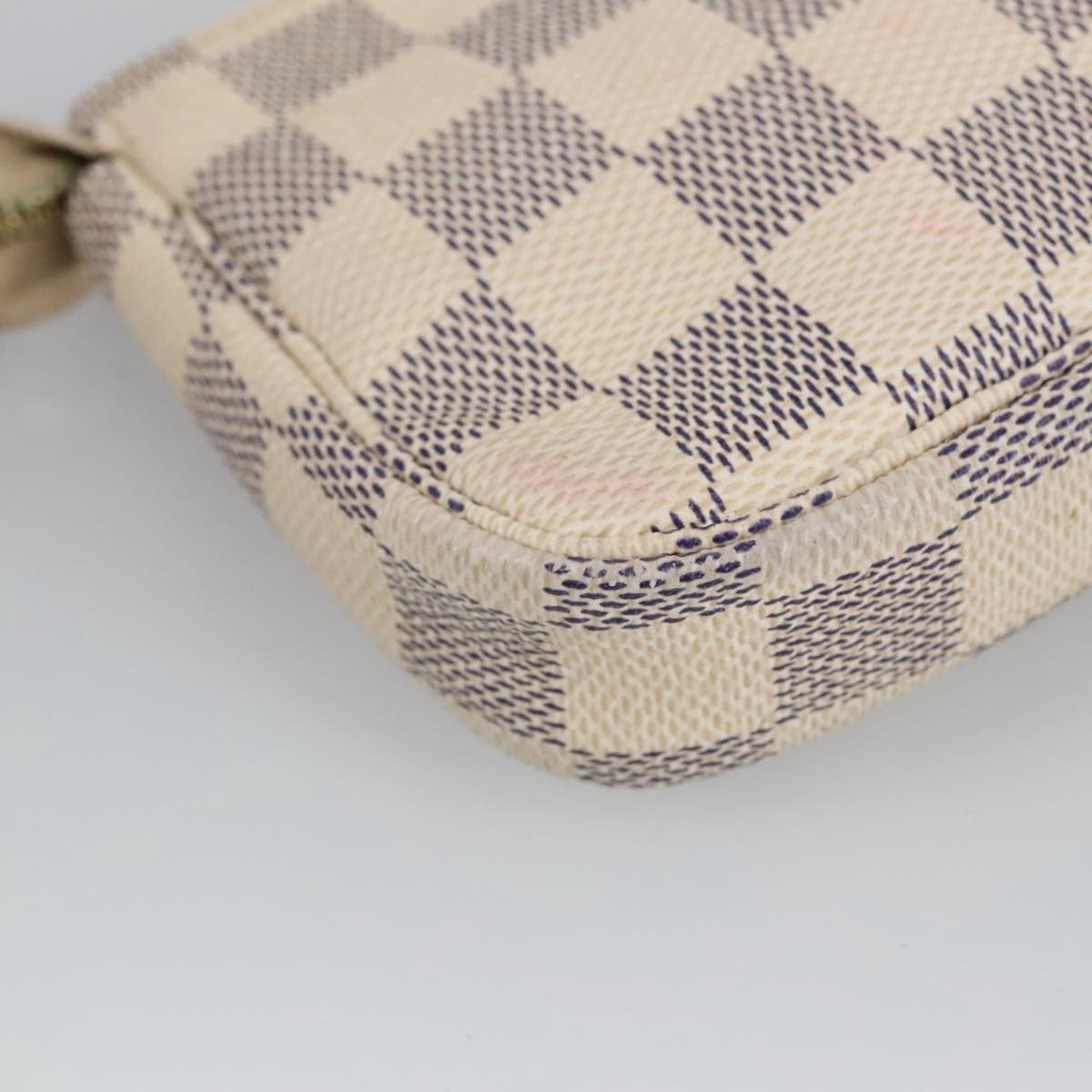 Louis Vuitton Pochette Accessoire