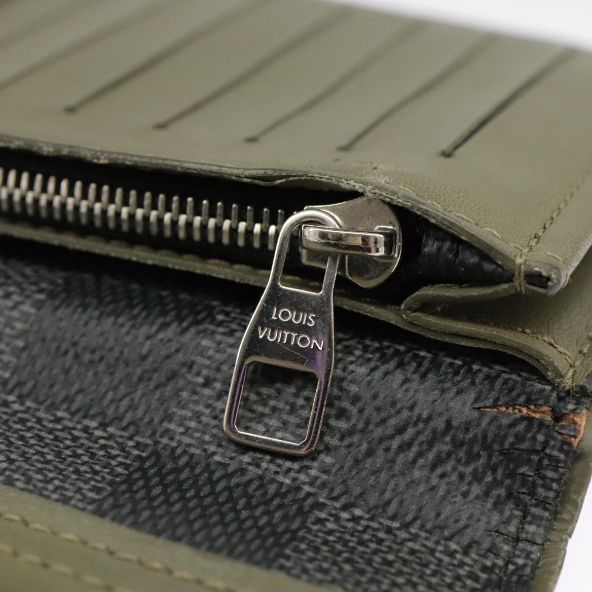 Louis Vuitton Brazza