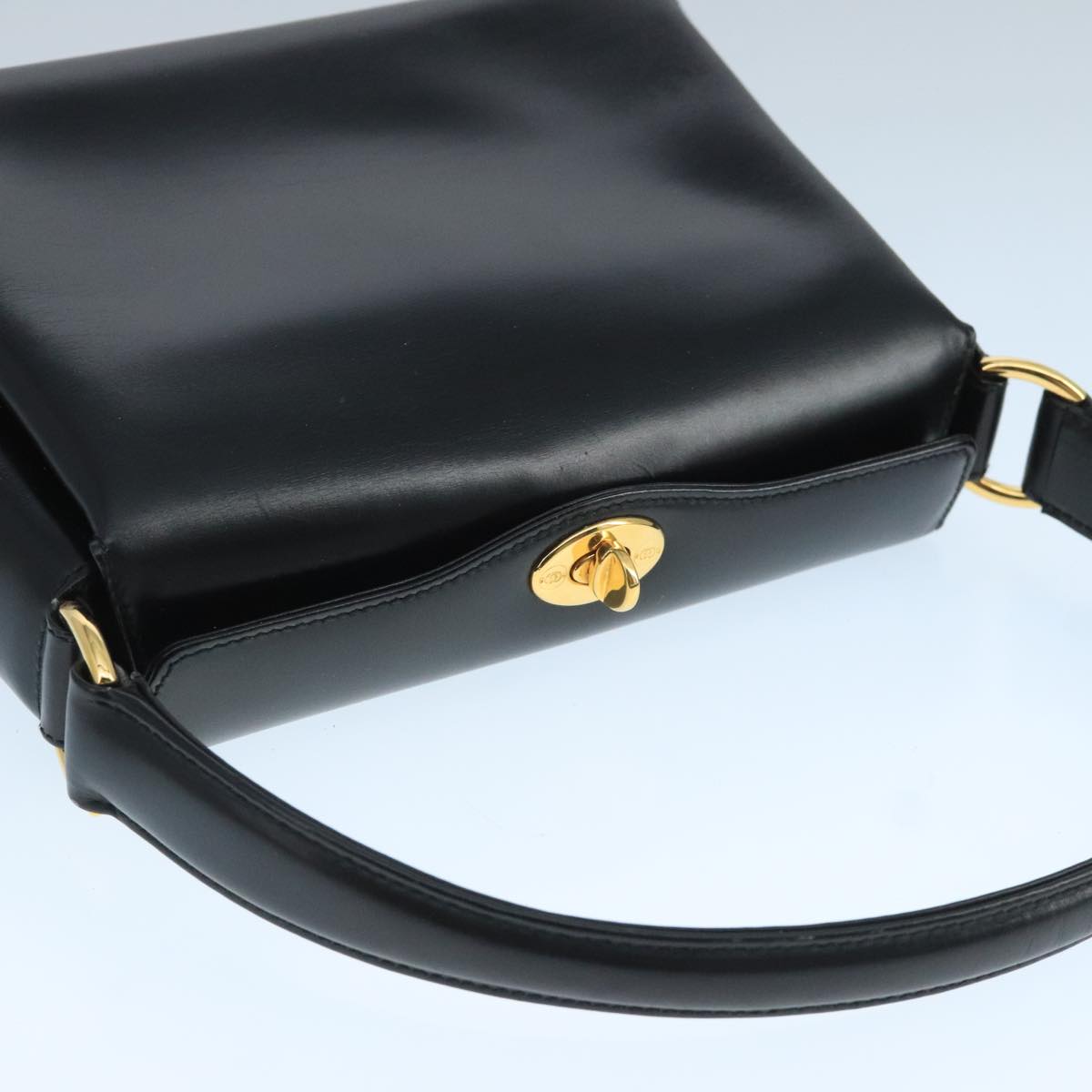 Gucci One
