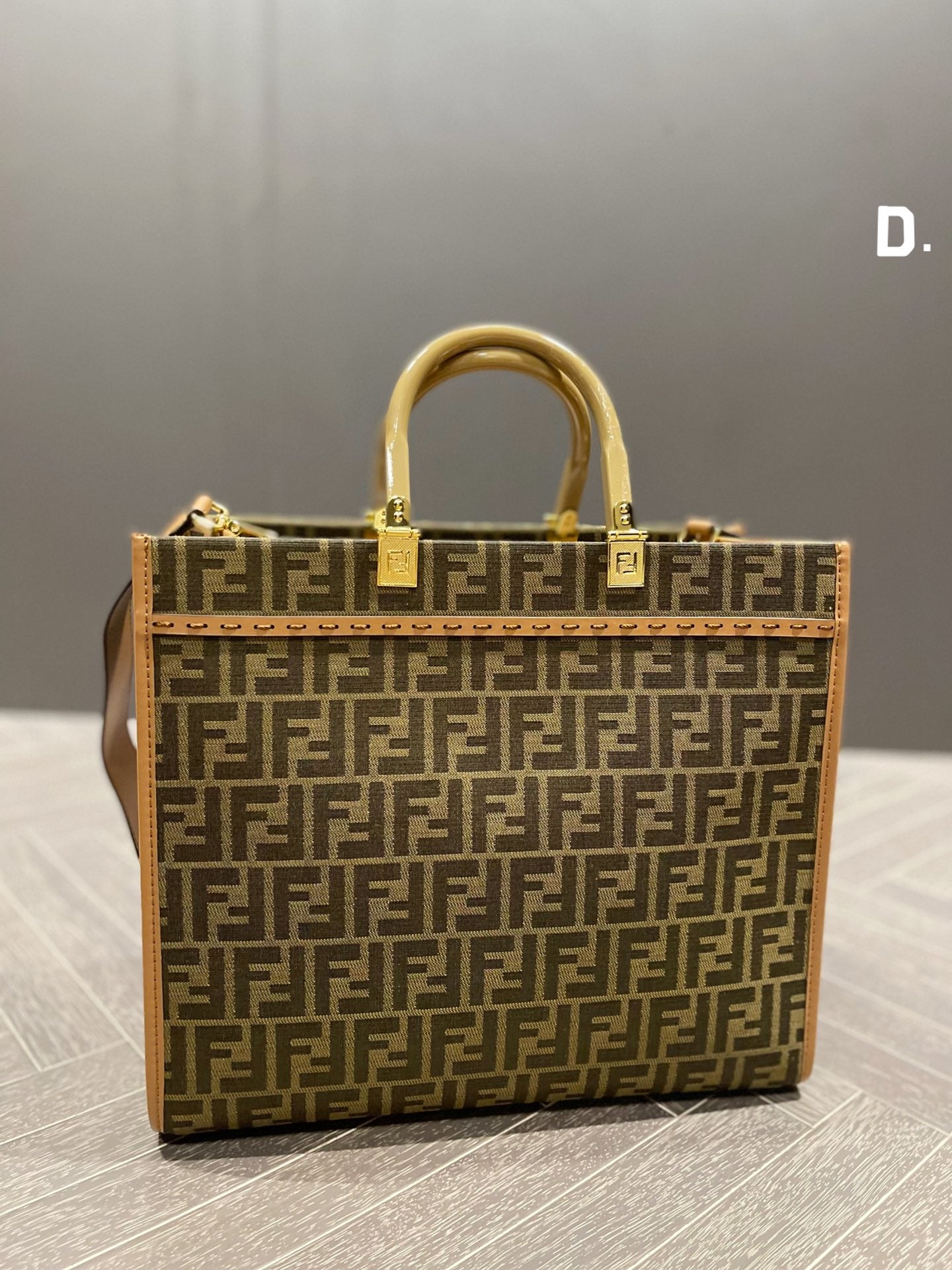 EN - New 1:1 rep Lux Bags FEI 273