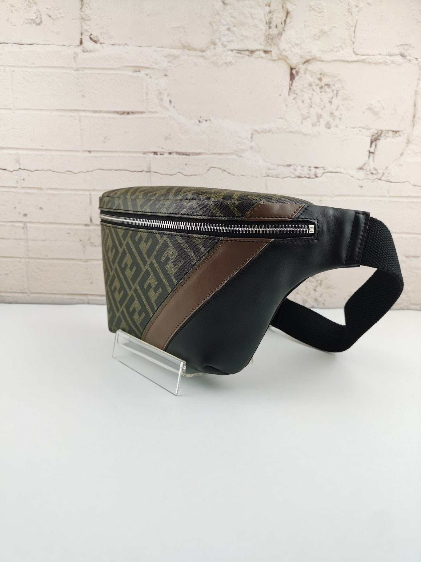 EN - New 1:1 rep  Bags FEI 170