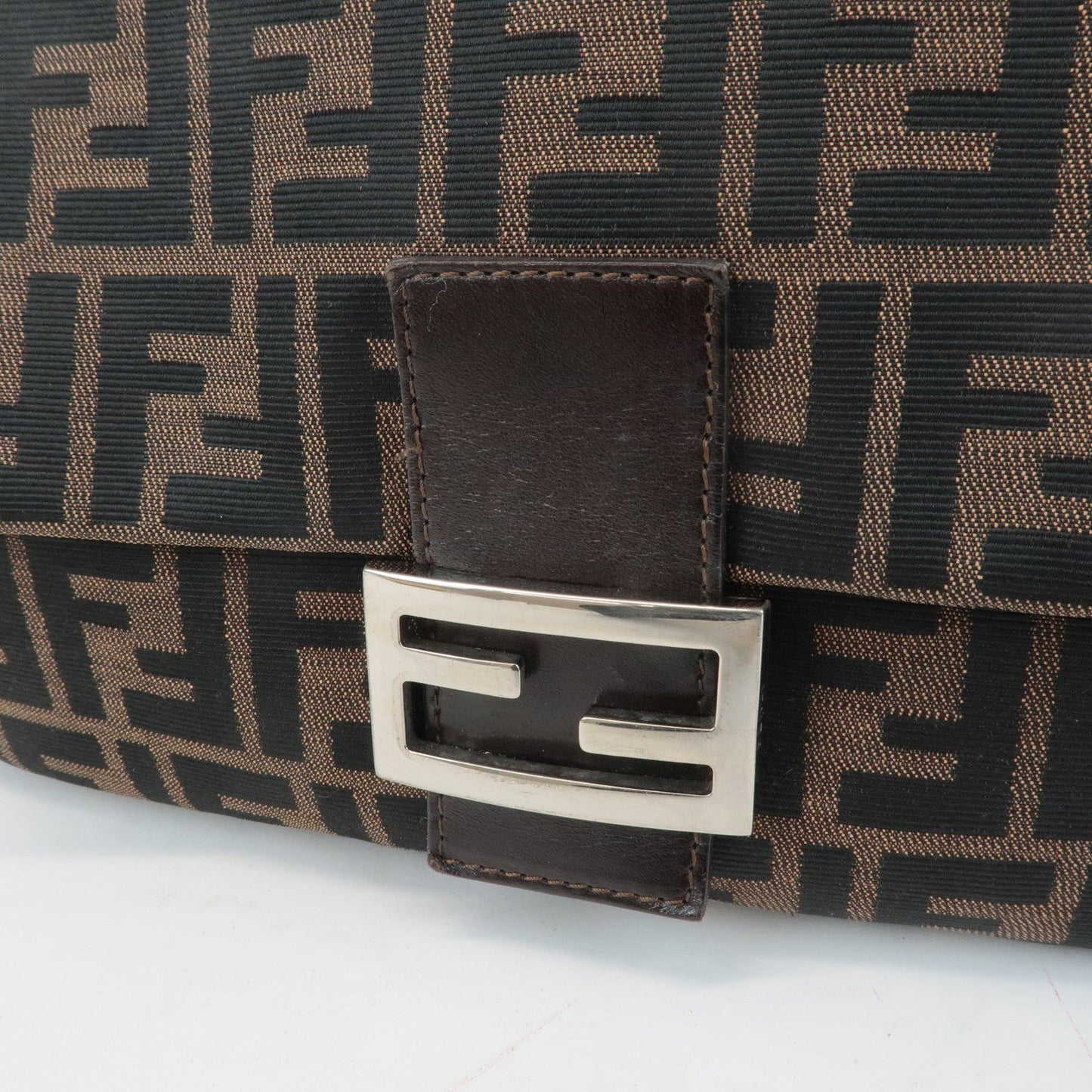FENDI Mamma Baguette Canvas Leather Shoulder Bag Silver HDW 26325  d