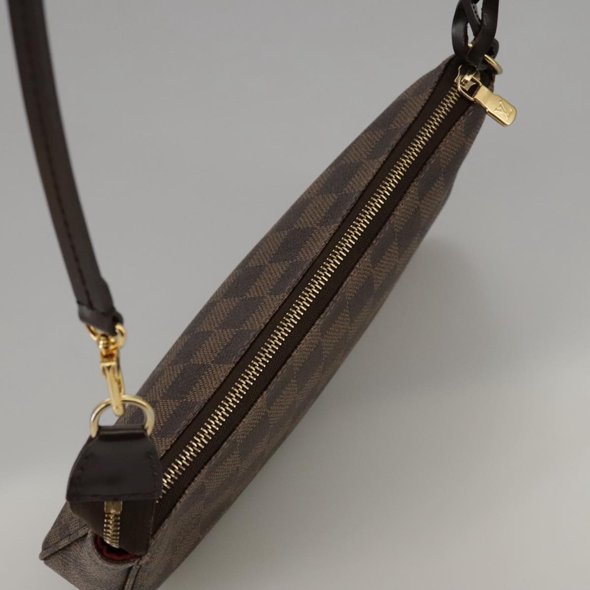 Louis Vuitton Pochette Accessoire