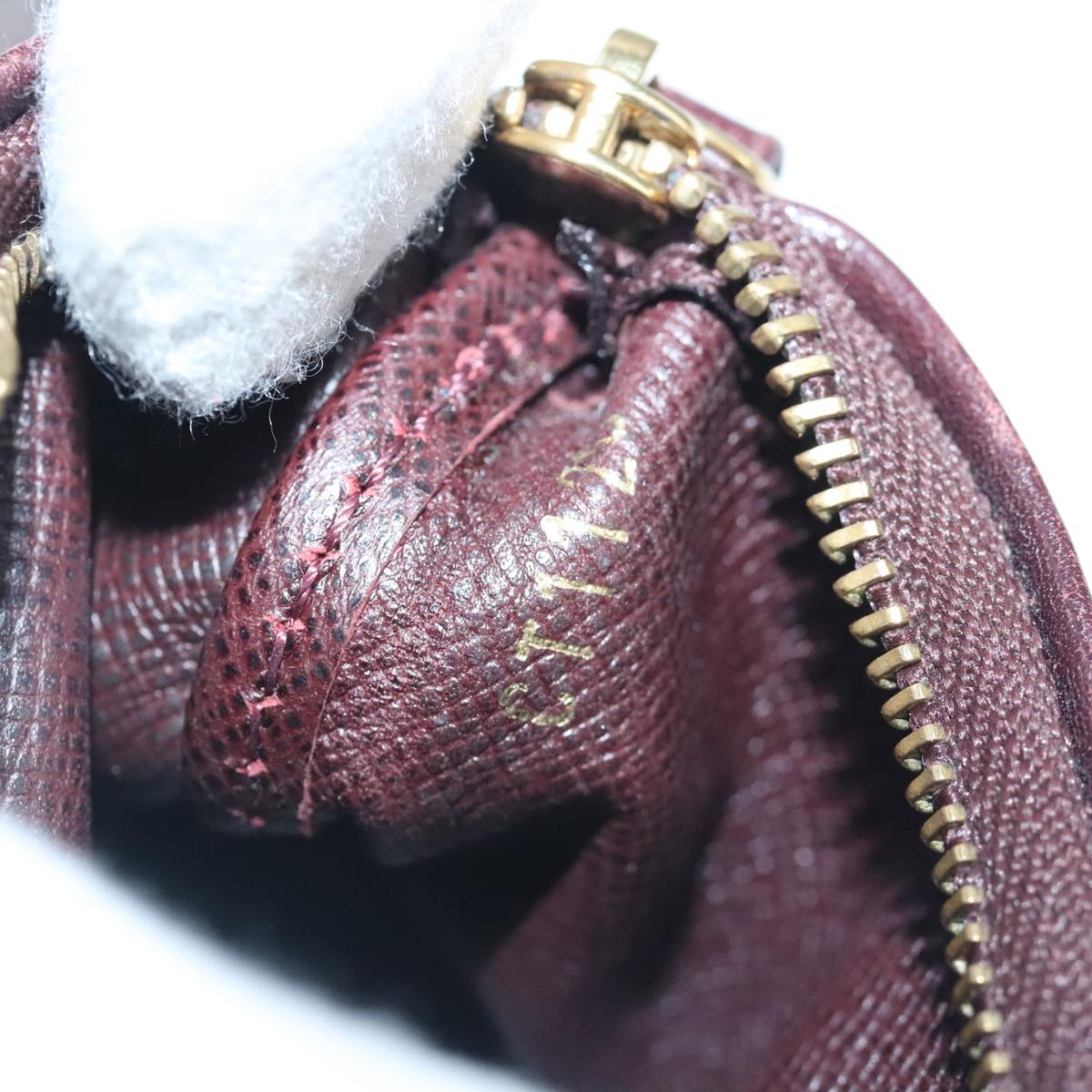 Louis Vuitton Pochette Clés