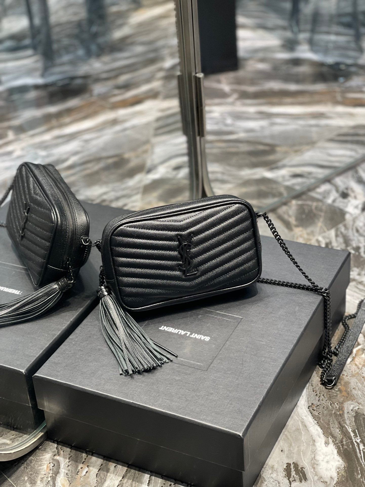 Top Quality Lou Mini Bag Black In Quilted Grain De Poudre With Metal Toned Hardware For Women 7.4in/19cm YSl 6125791GF081000