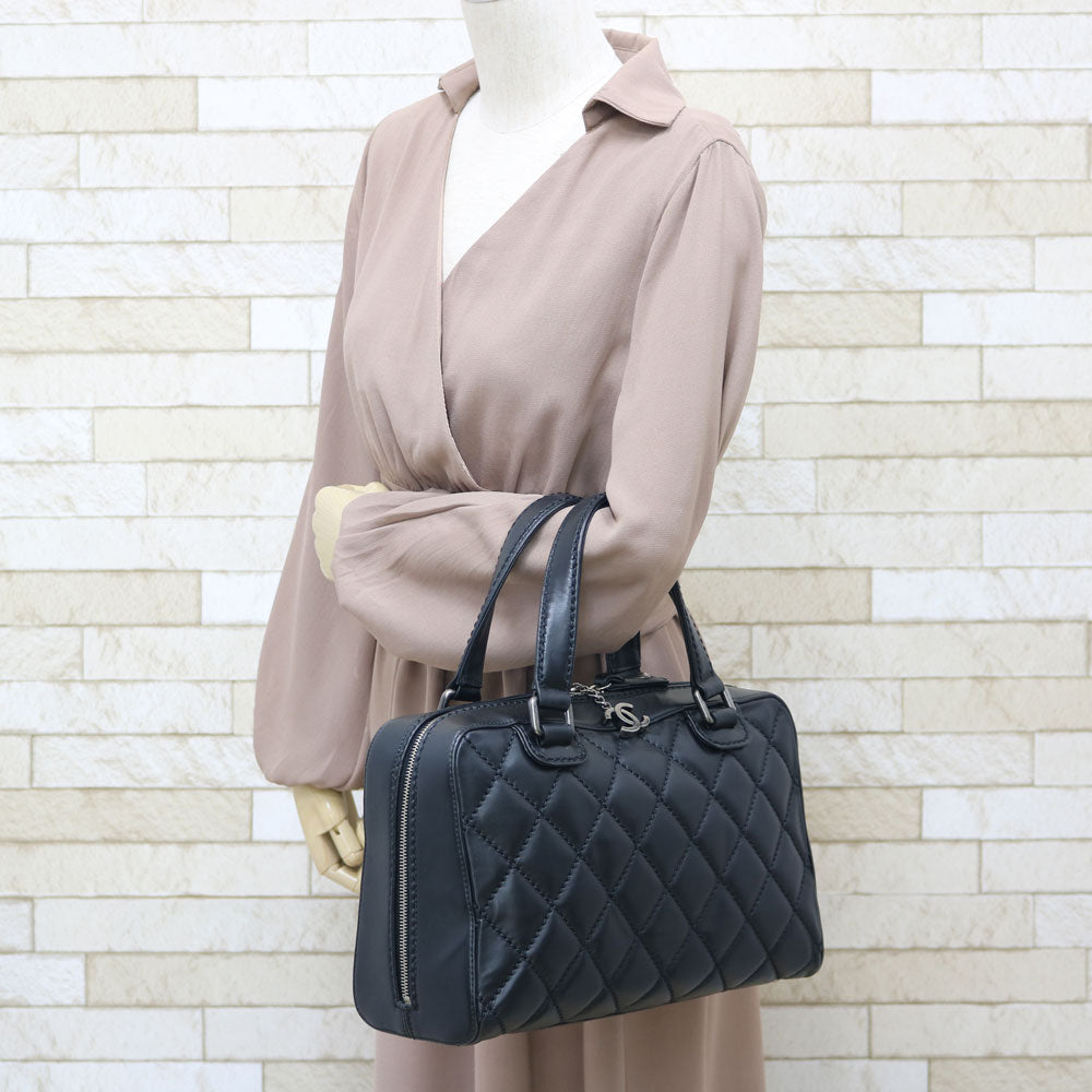 Chanel Weisse Handbag Black