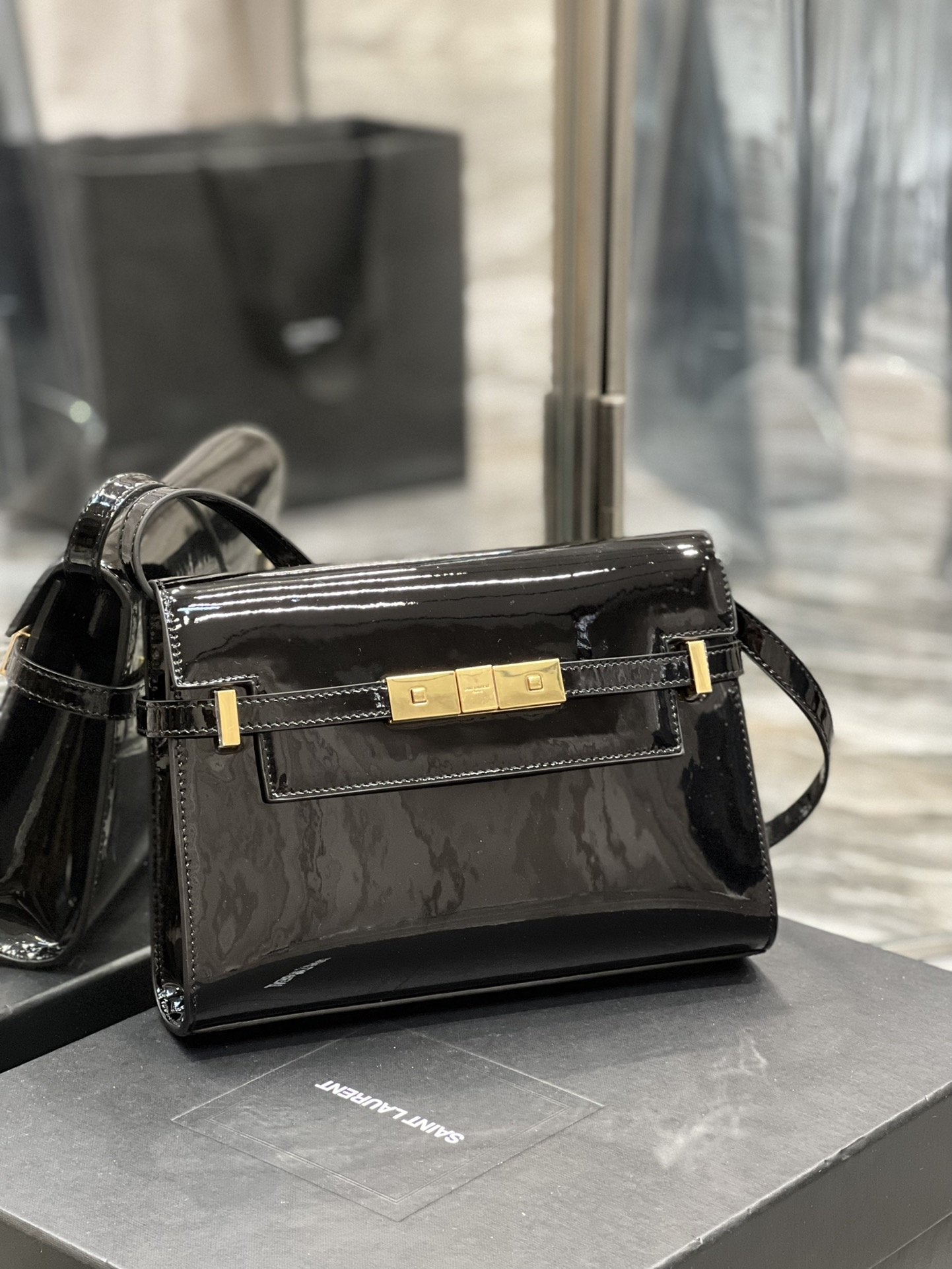 YSSL Manhattan Small Shoulder Bag Black For Women 9in/24cm YSL 675626B870J1000
