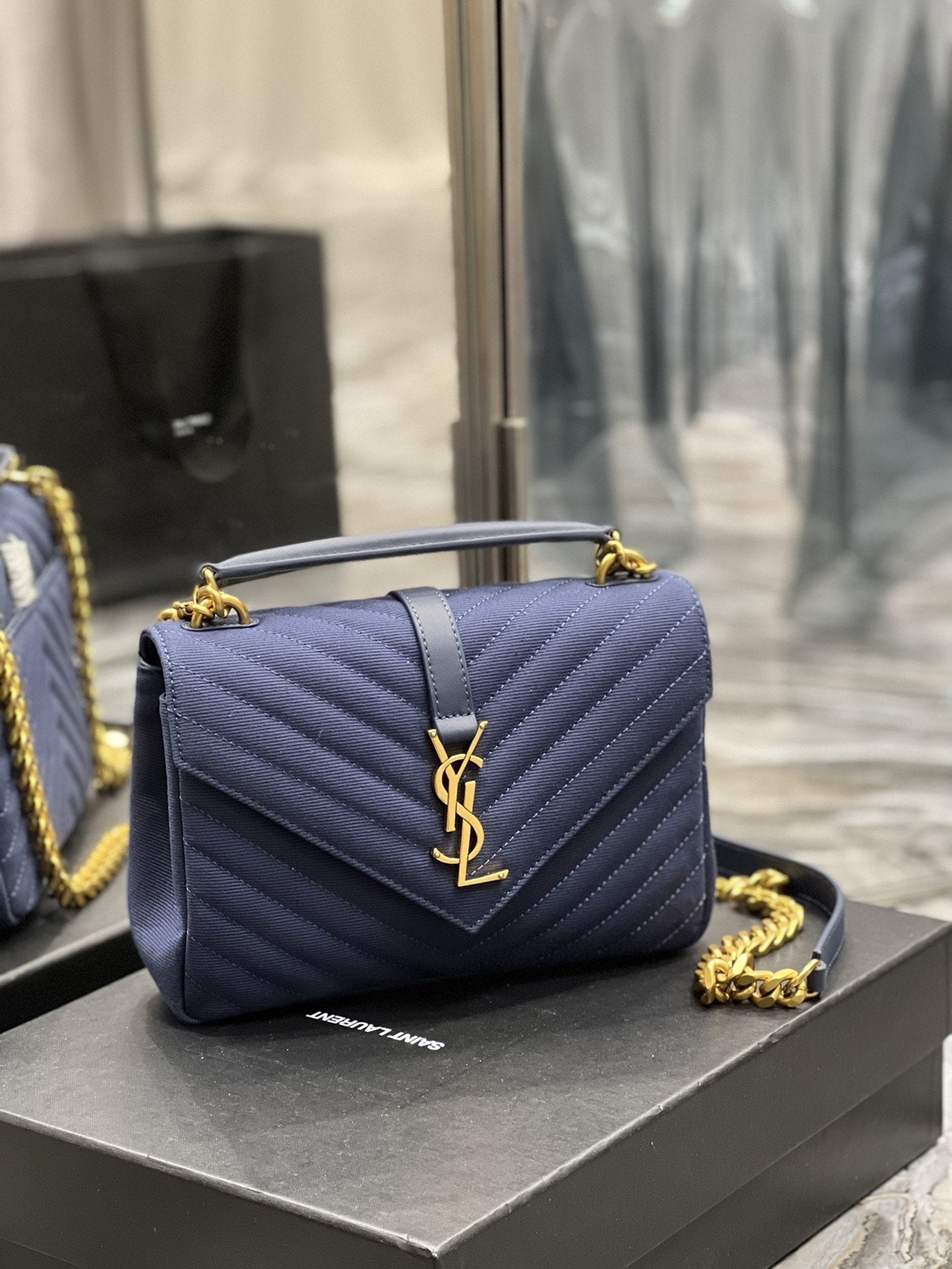 YSSL Envelope Medium Bag Marine In Mix Matelassé Grain De Poudre Embossed Material For Women 9in/24cm YSL 600185BOW914147