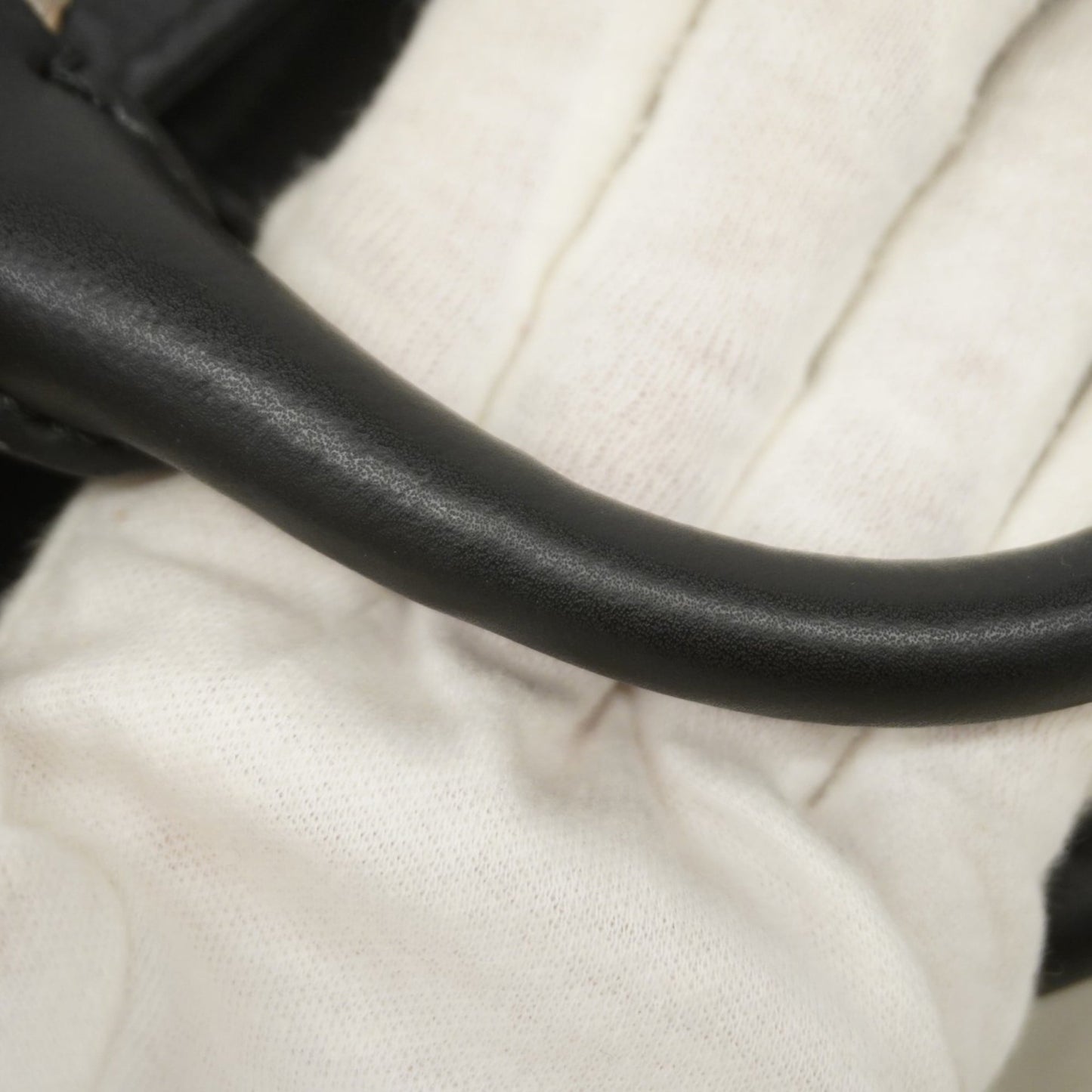 Gucci Black Gray Pvc Handbag ( )