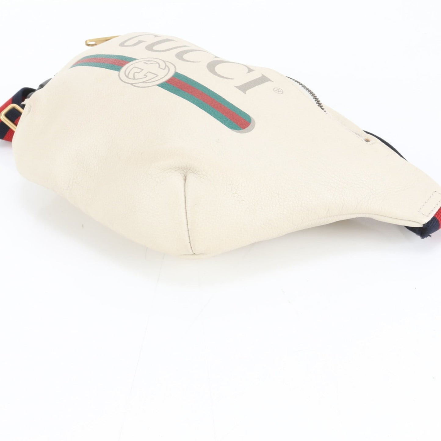 Gucci Beige Leather Pouch Sling Bag ( )